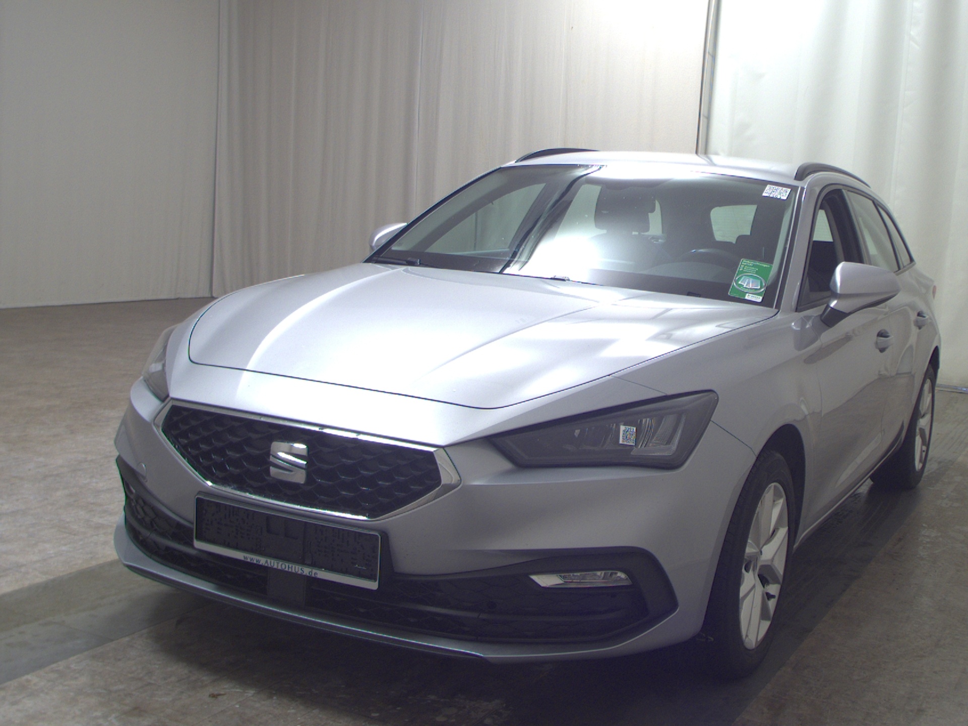 Seat Leon Sportstourer 2.0 TDI Style Navi LED Shz vc 2