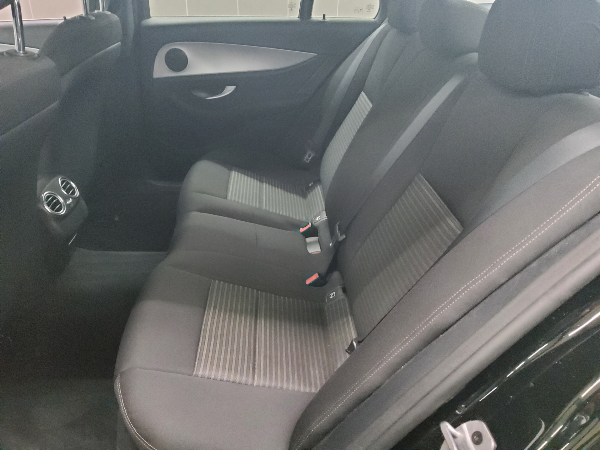 Mercedes-Benz E 300 de Navi LED Rückfahrkamera 13