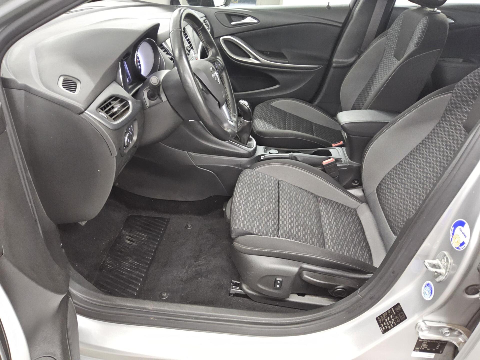 Opel Astra ST 1.5 D Edition Navi LED PDC Shz 8