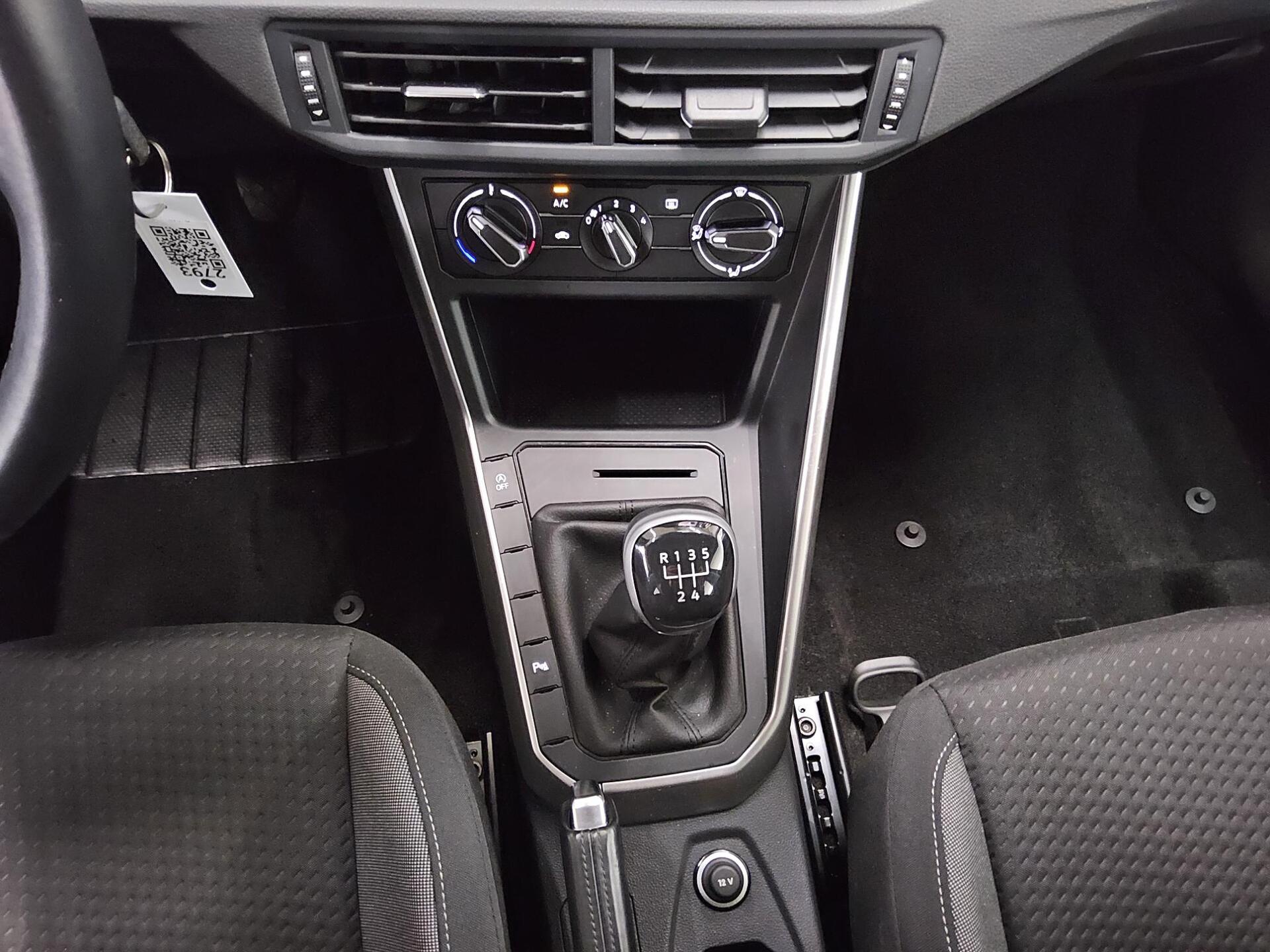 Volkswagen Polo 1.0 TSI Life Navi LED AID PDC 6