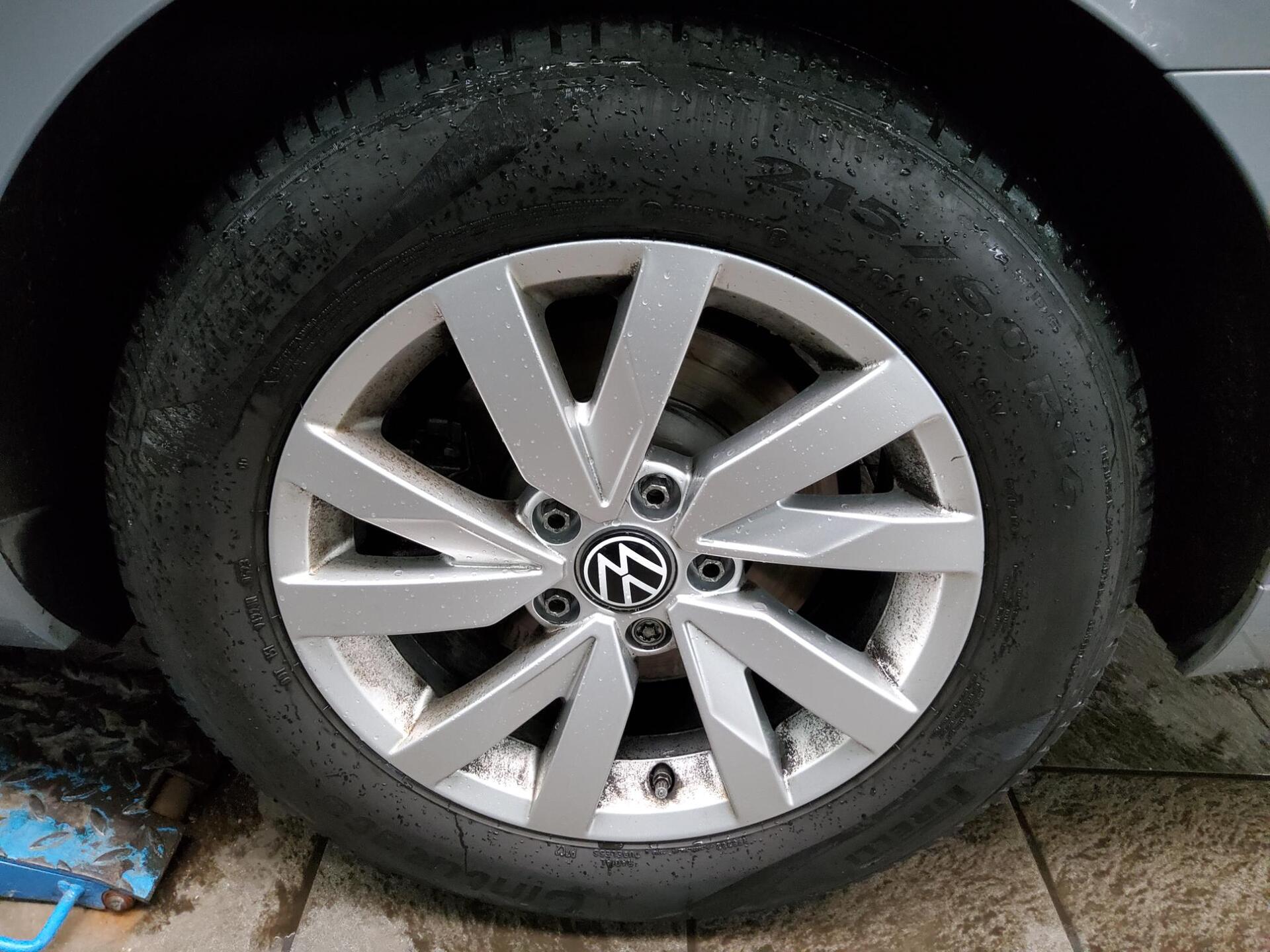 Volkswagen Passat Var. 2.0 TDI Business Navi LED RfK AHK 10