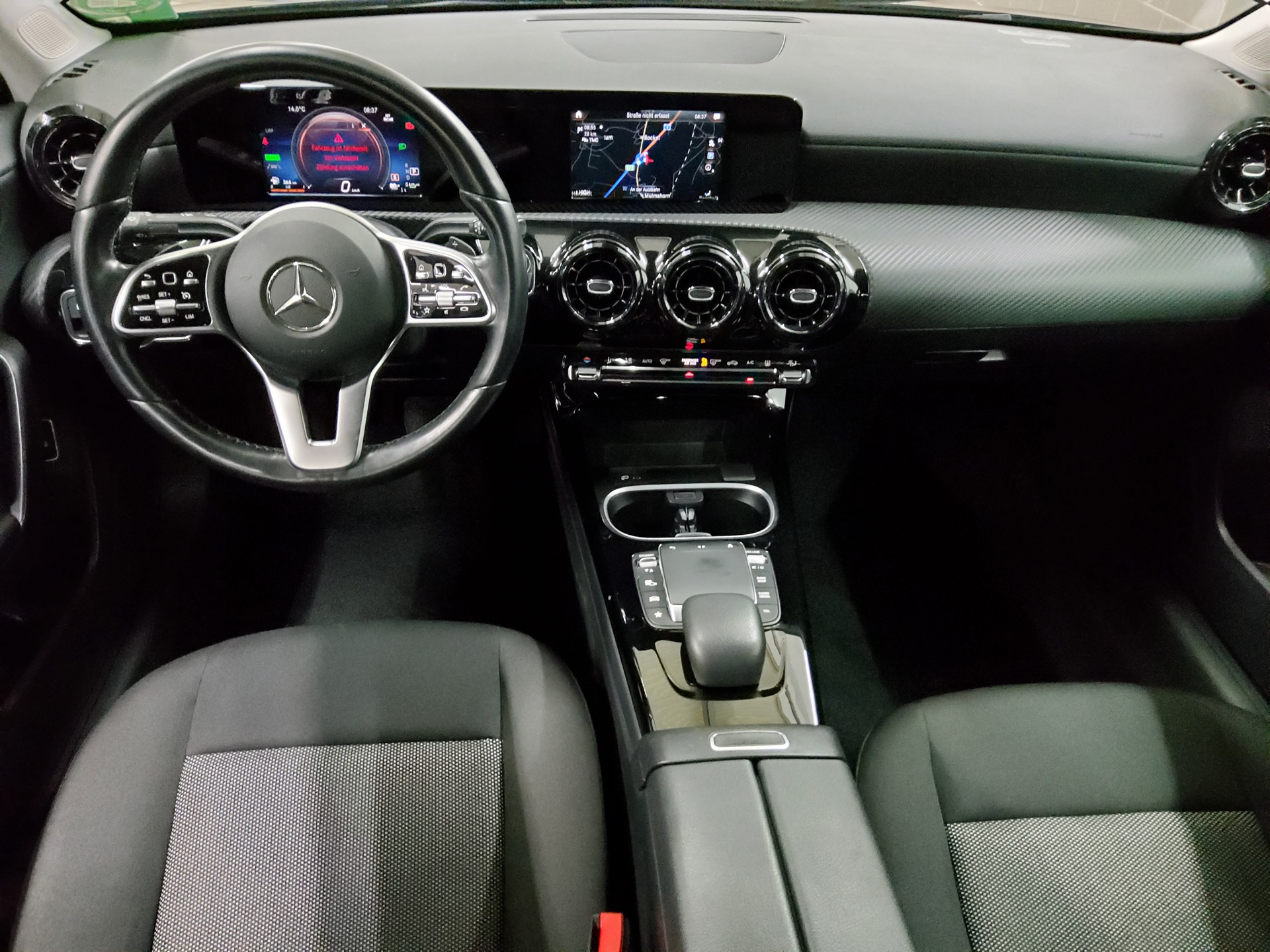 Mercedes-Benz A 250 Lim. e Navi MBUX PDC SHZ Tempomat 5