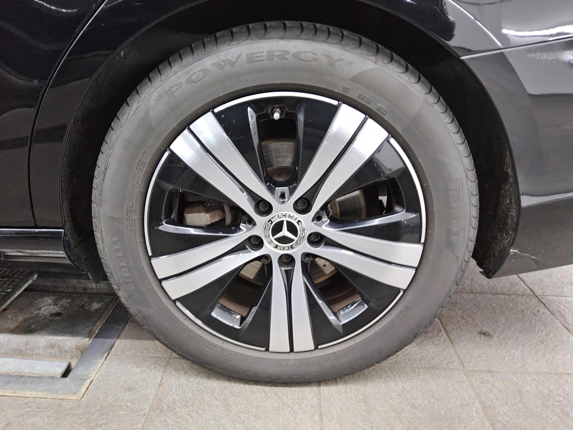 Mercedes-Benz C 220 T d Avantgarde Navi LED RfK Shz Tempomat 11