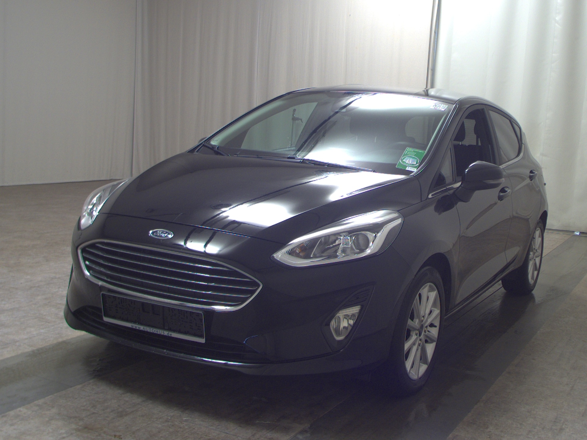 Ford Fiesta 1.0 EB Titanium AHK SHZ Tempomat 2