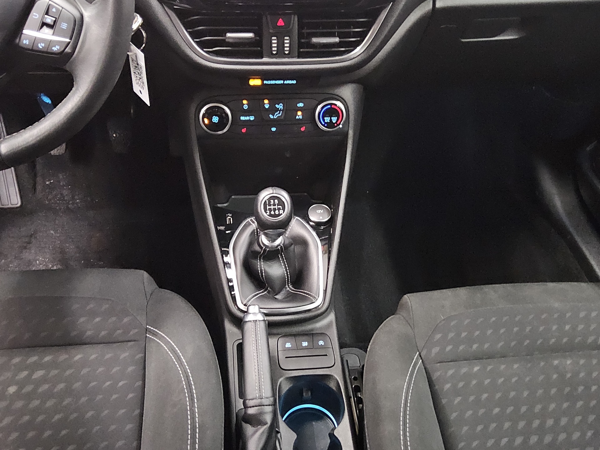 Ford Fiesta 1.0 EB Titanium AHK SHZ Tempomat 6