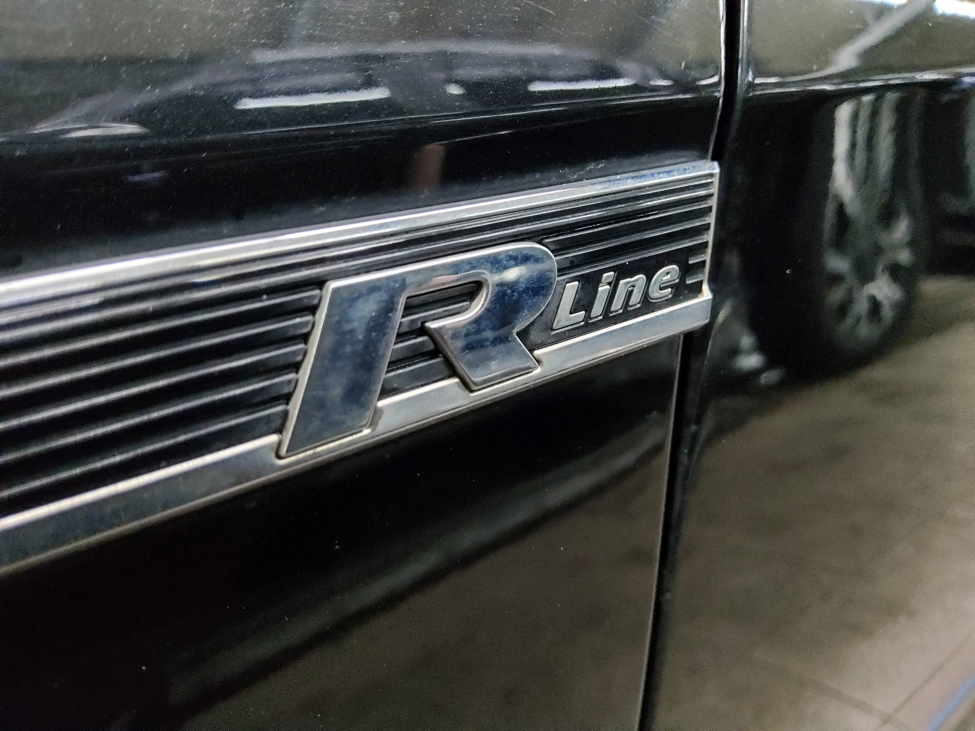 Volkswagen Golf-7 Var. 2.0 TDI R-Line LED AHK RfK ACC 10