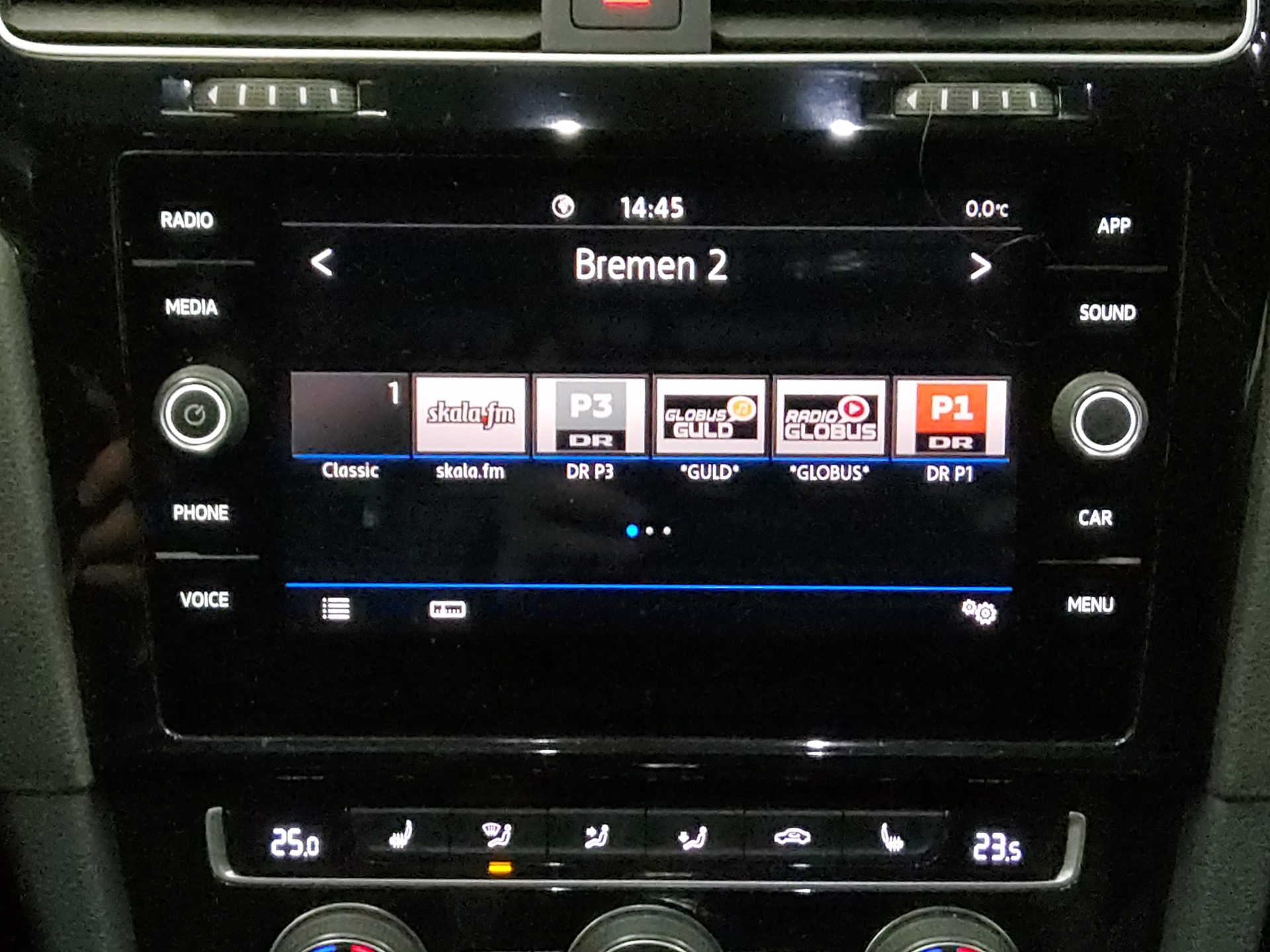 Volkswagen Golf-7 Var. 2.0 TDI R-Line LED AHK RfK ACC 7