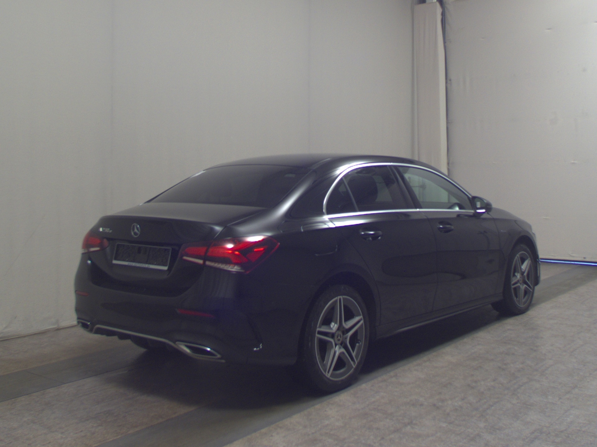 Mercedes-Benz A 250 Lim. e AMG-Line Navi LED Sound Kamera 4