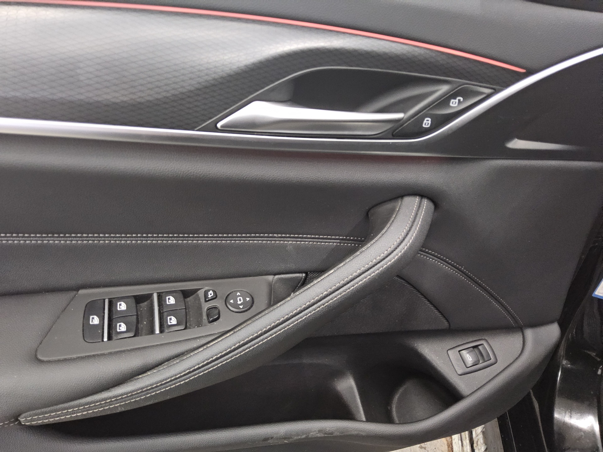 BMW 520iA Touring M-Sport Leder Navi LED LC-Pro RfK 10