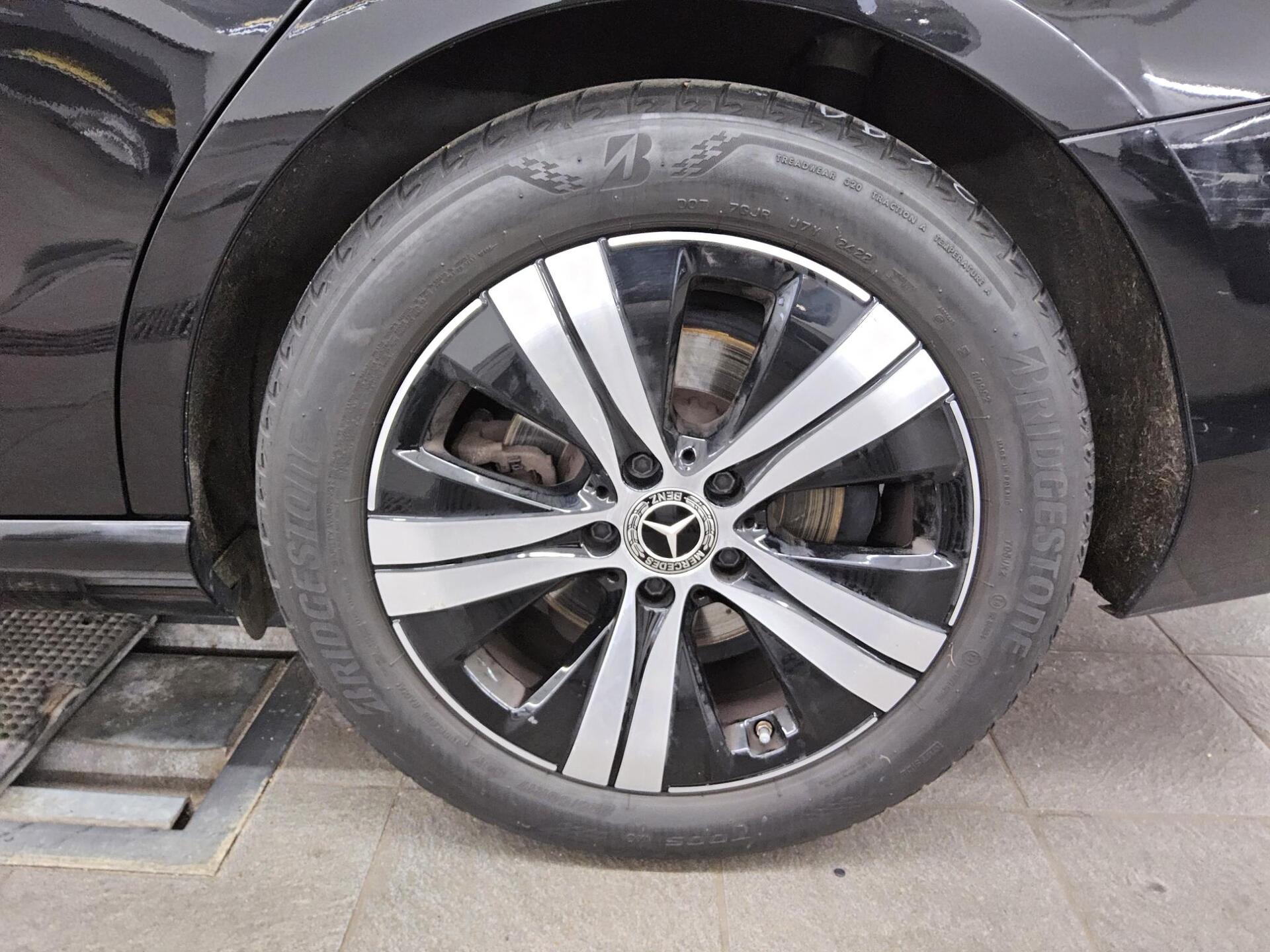 Mercedes-Benz C 200 T d Avantgarde Navi LED RfK AHK PDC Shz 11