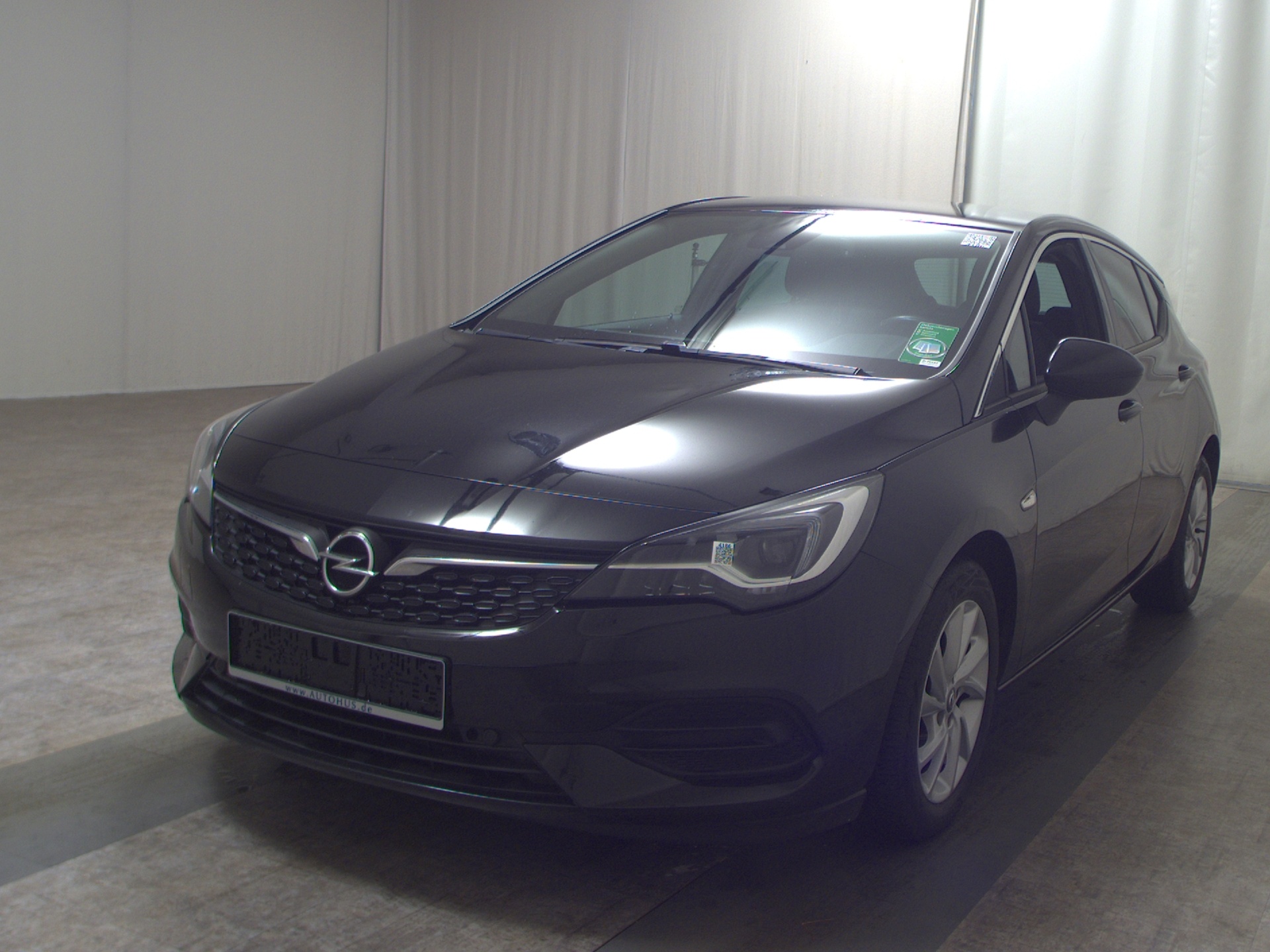 Opel Astra 1.5 D Business Ed. Navi LED RFK 2
