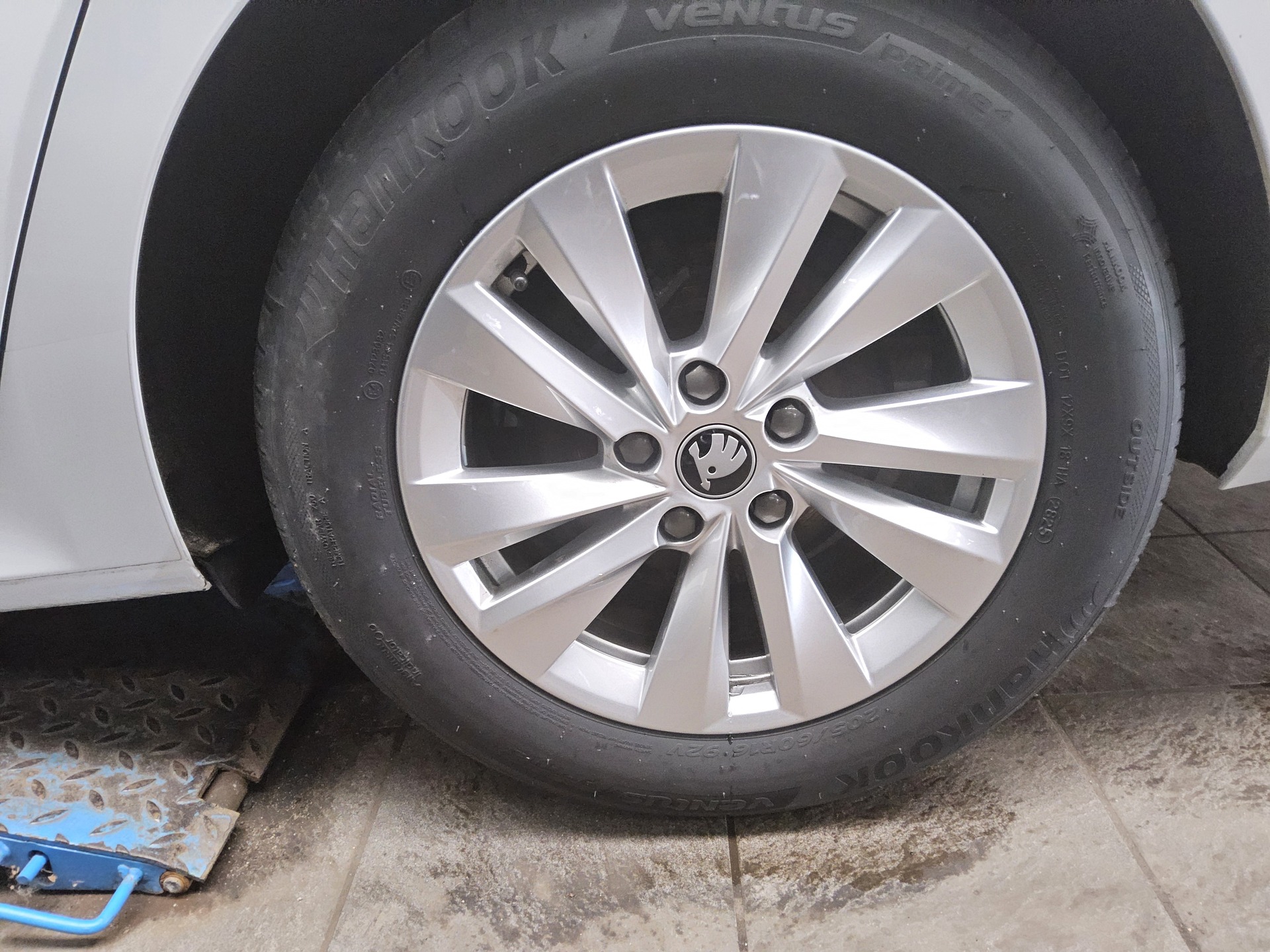 Skoda Octavia Kombi 2.0 TDI Tour Navi LED vc ACC 11