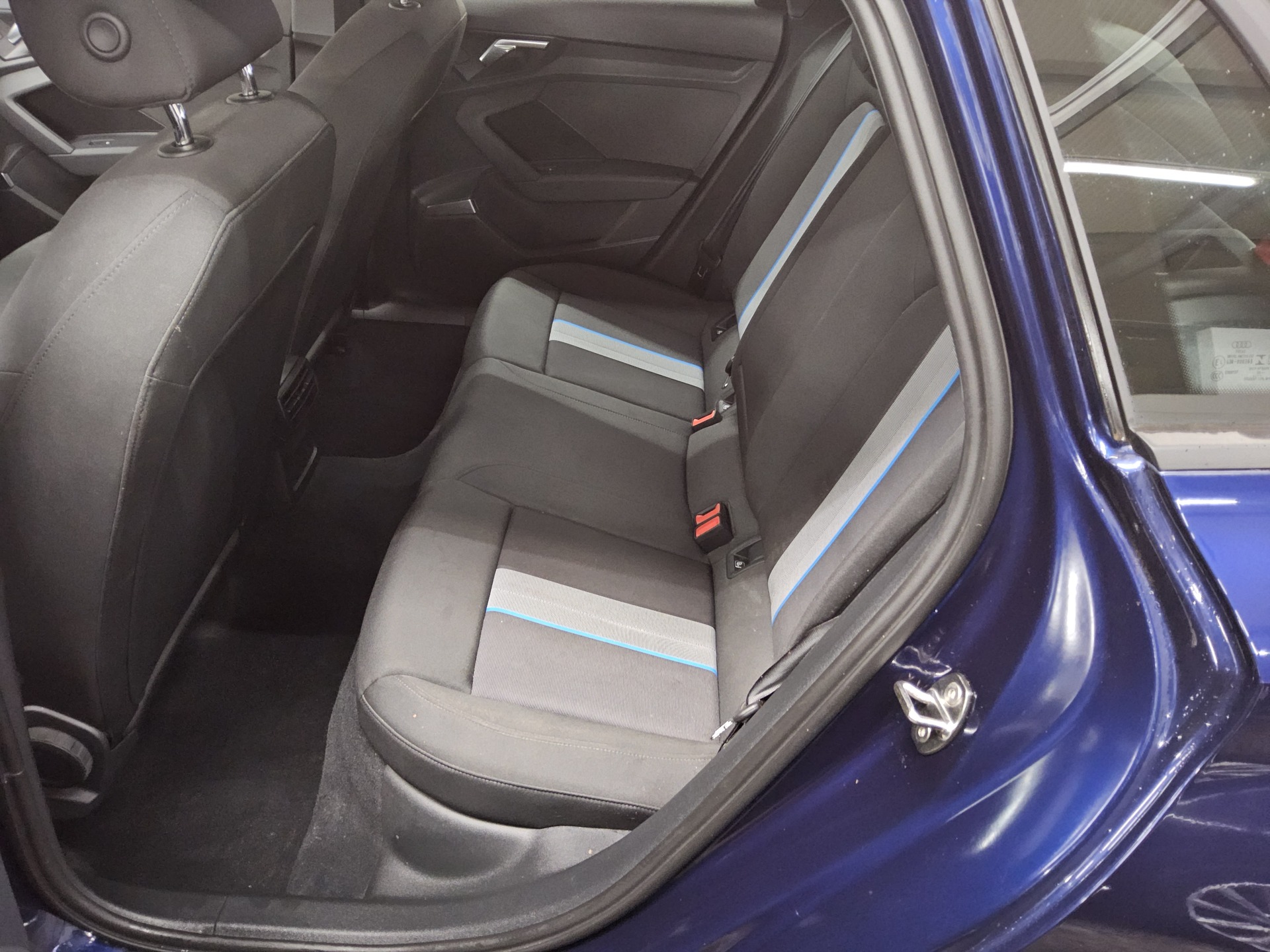 Audi A3 Sportback 2.0 TDI advanced HuD B&O Navi+ RFK 13