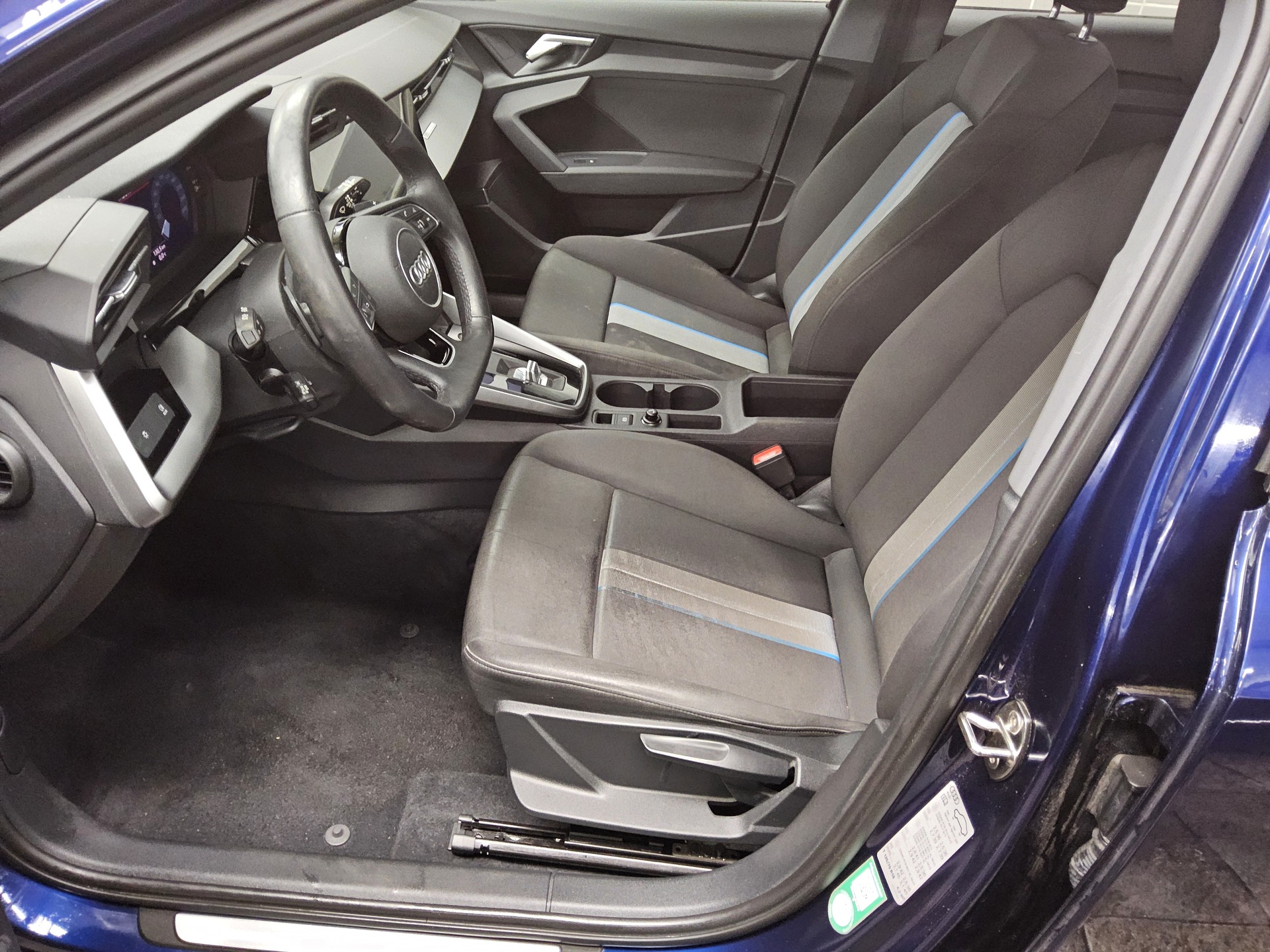 Audi A3 Sportback 2.0 TDI advanced HuD B&O Navi+ RFK 9