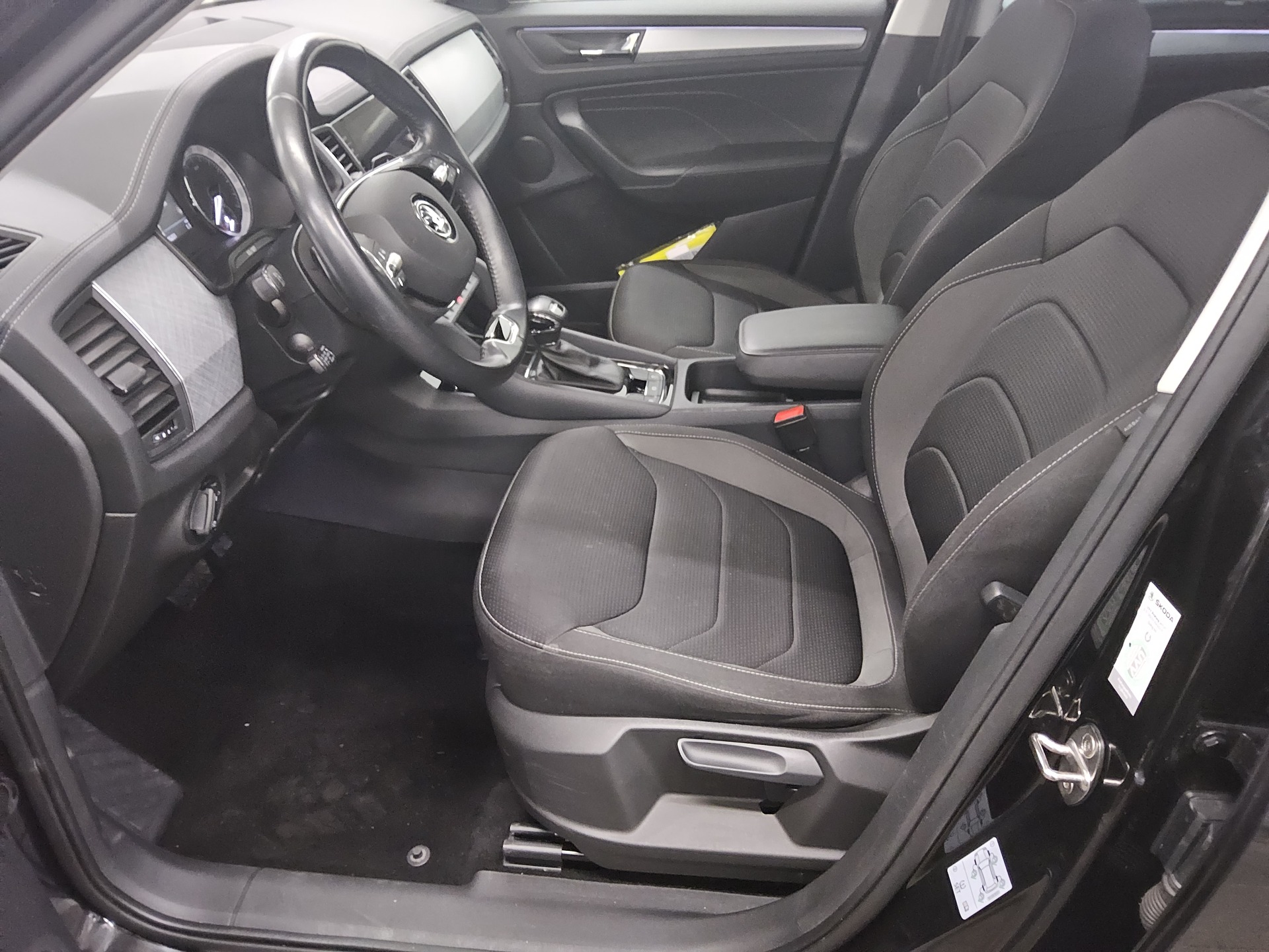 Skoda Kodiaq 2.0 TDI Tour Navi RfK LED ACC 8