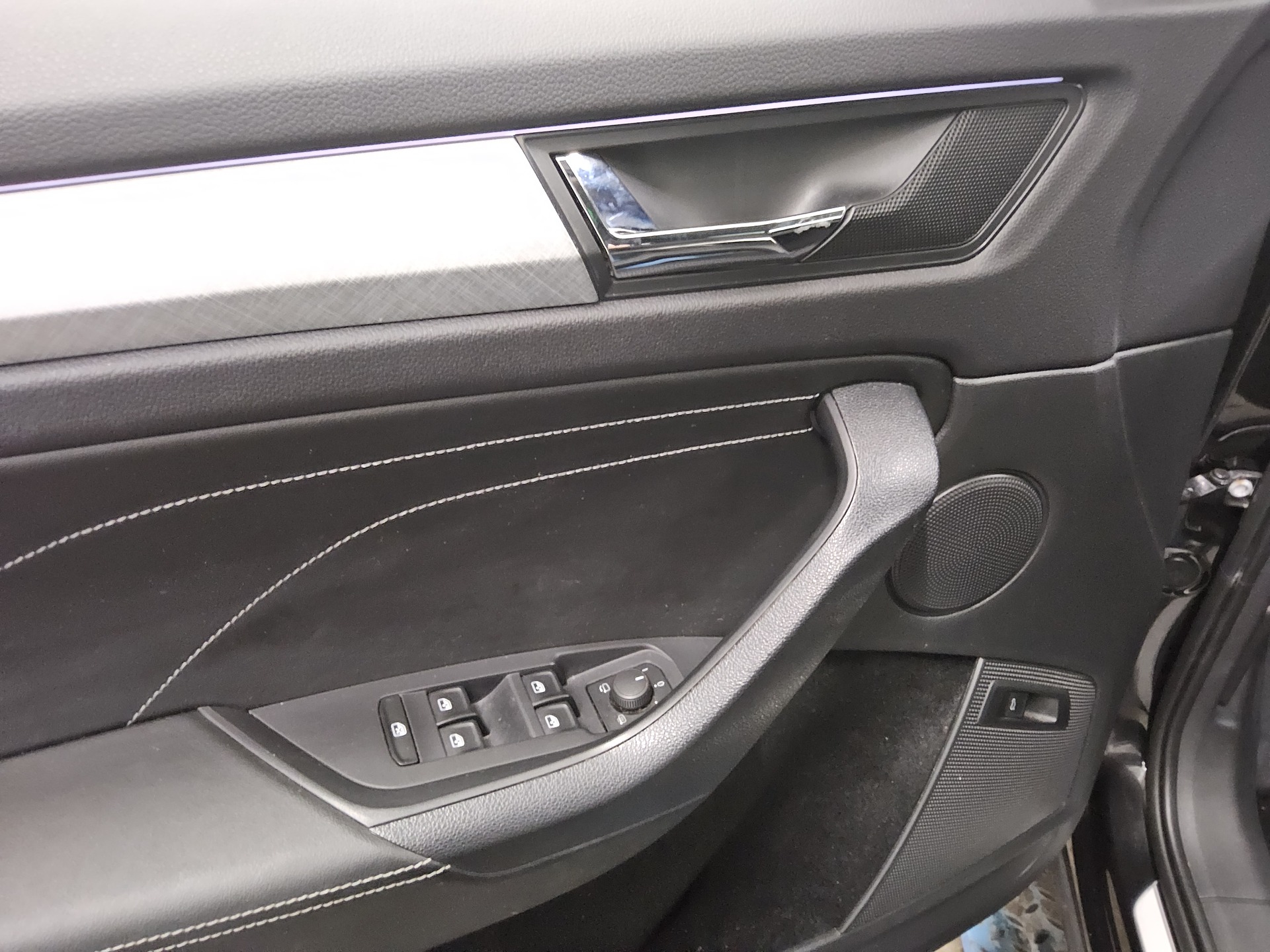 Skoda Kodiaq 2.0 TDI Tour Navi RfK LED ACC 9