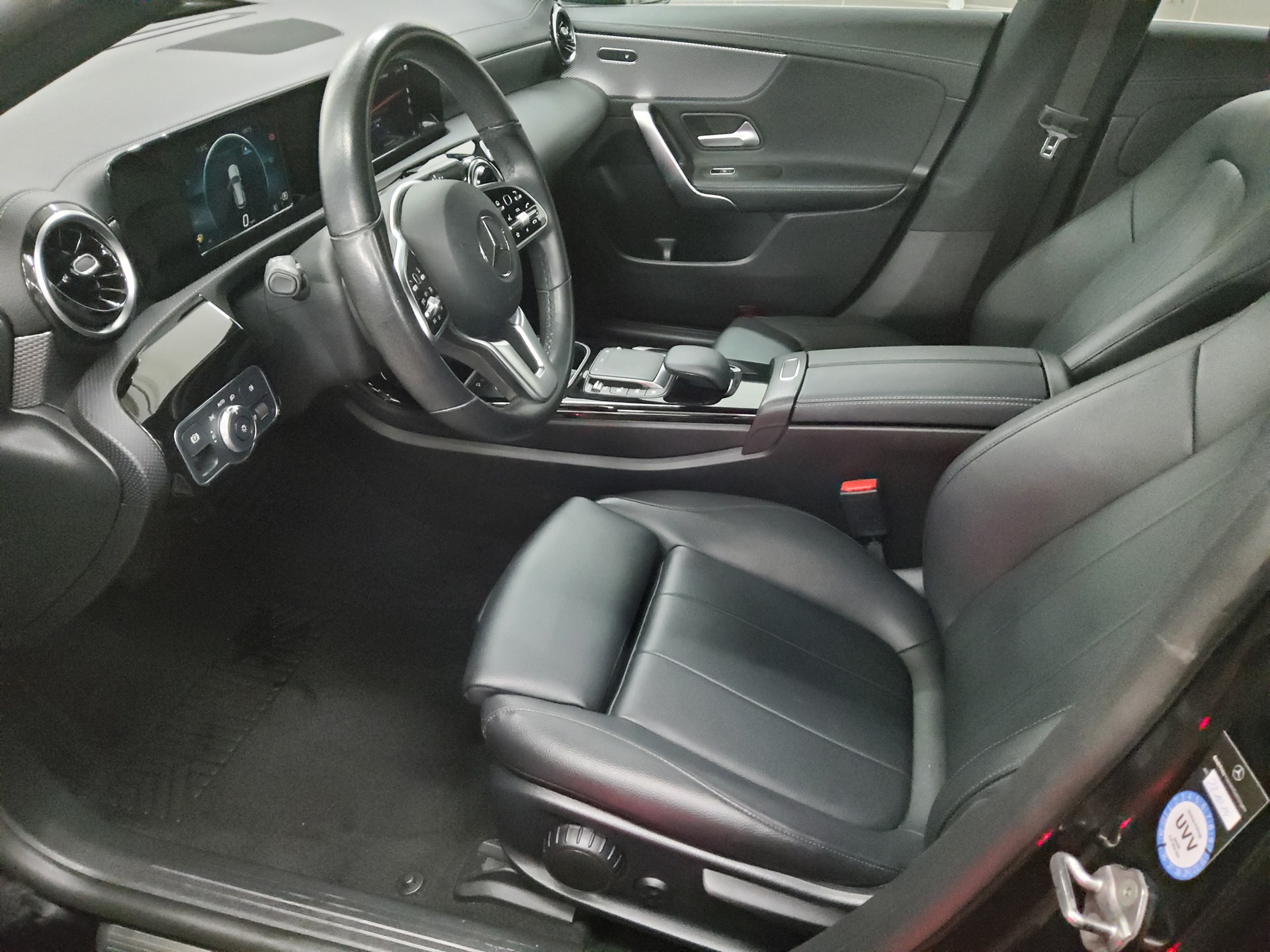 Mercedes-Benz CLA 200 SB d Progressive Leder Navi LED RfK Shz 9