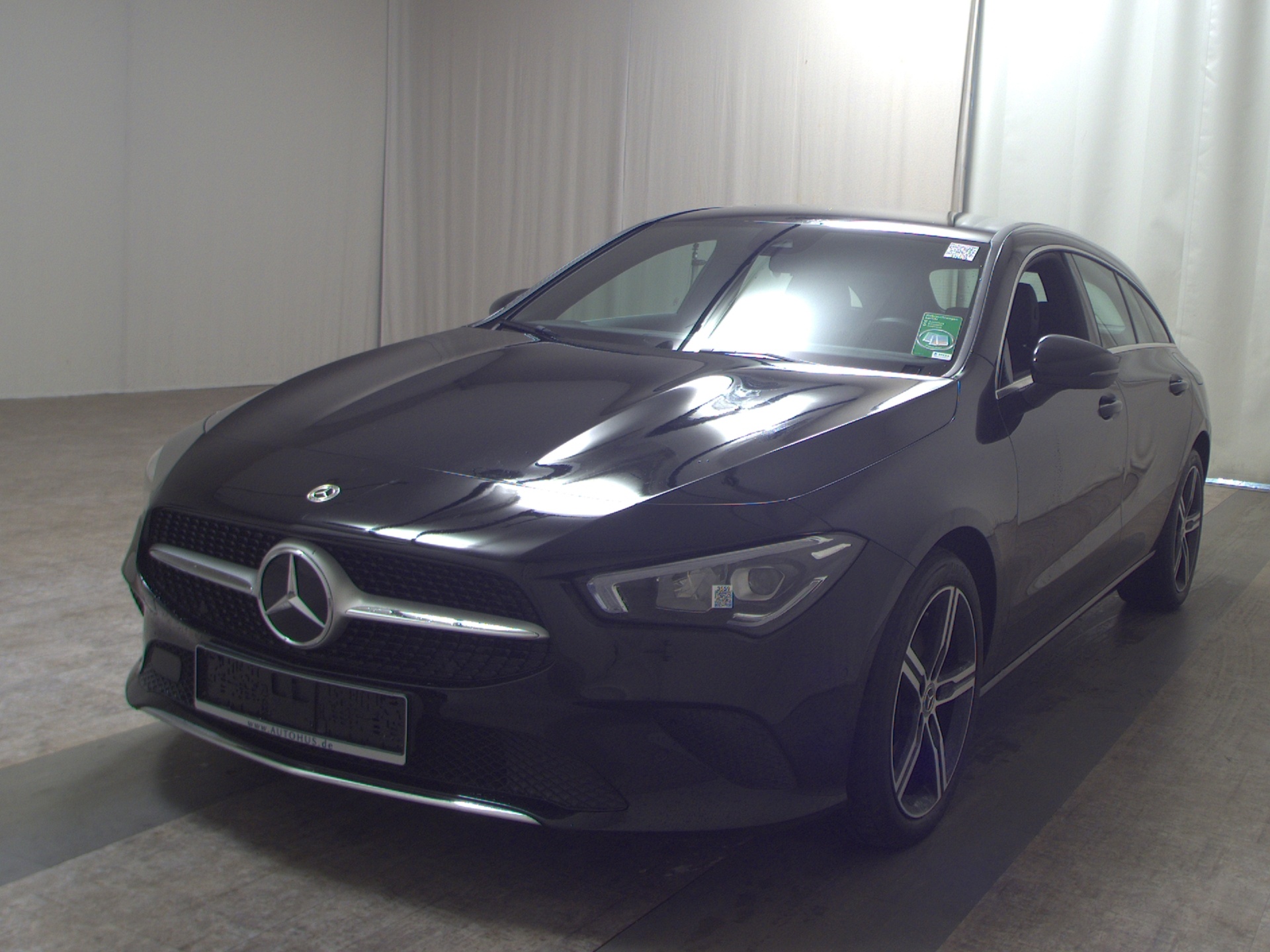 Mercedes-Benz CLA 200 SB d Progressive Leder Navi LED RfK Shz 2