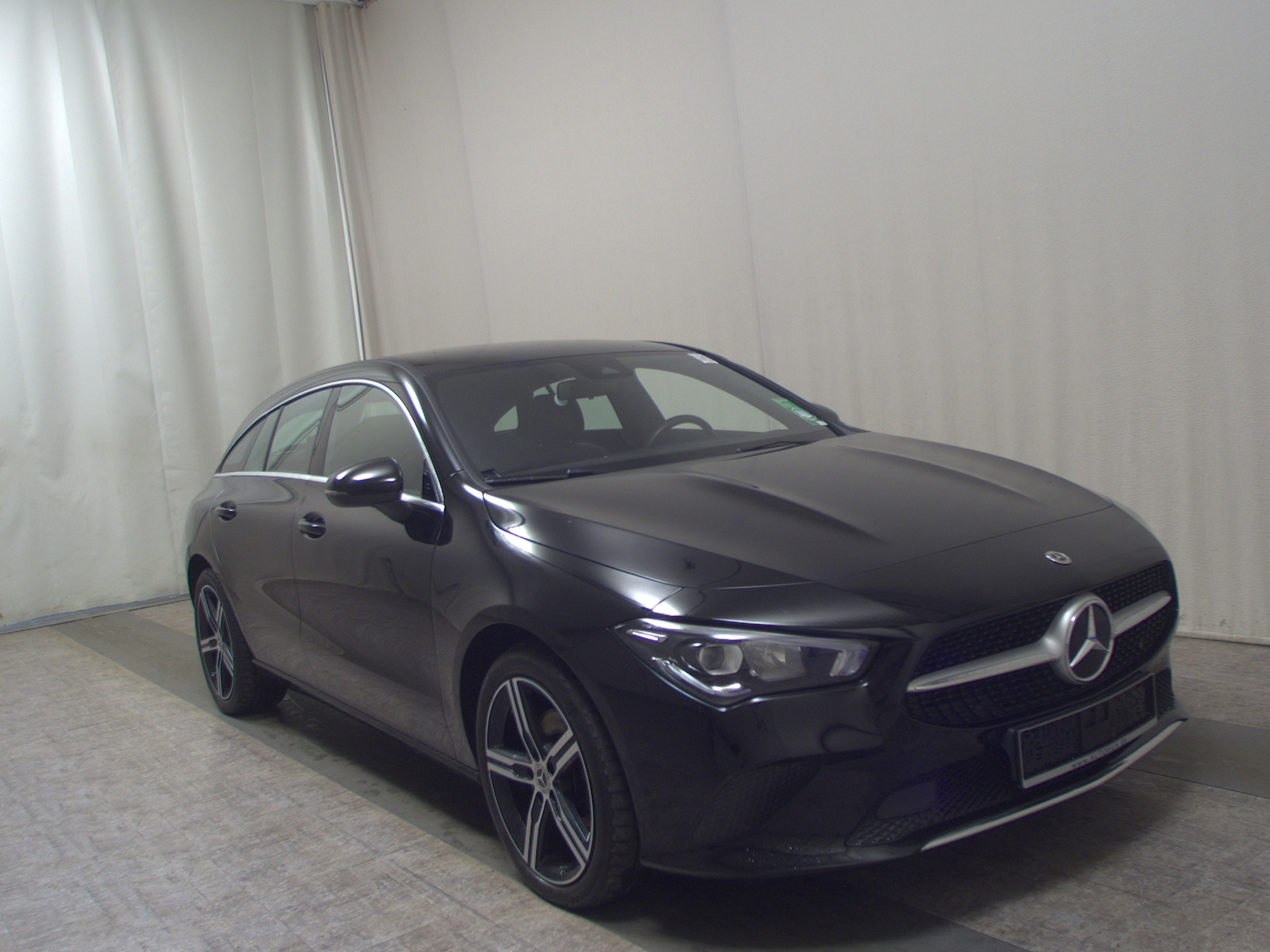 Mercedes-Benz CLA 200 SB d Progressive Leder Navi LED RfK Shz 3