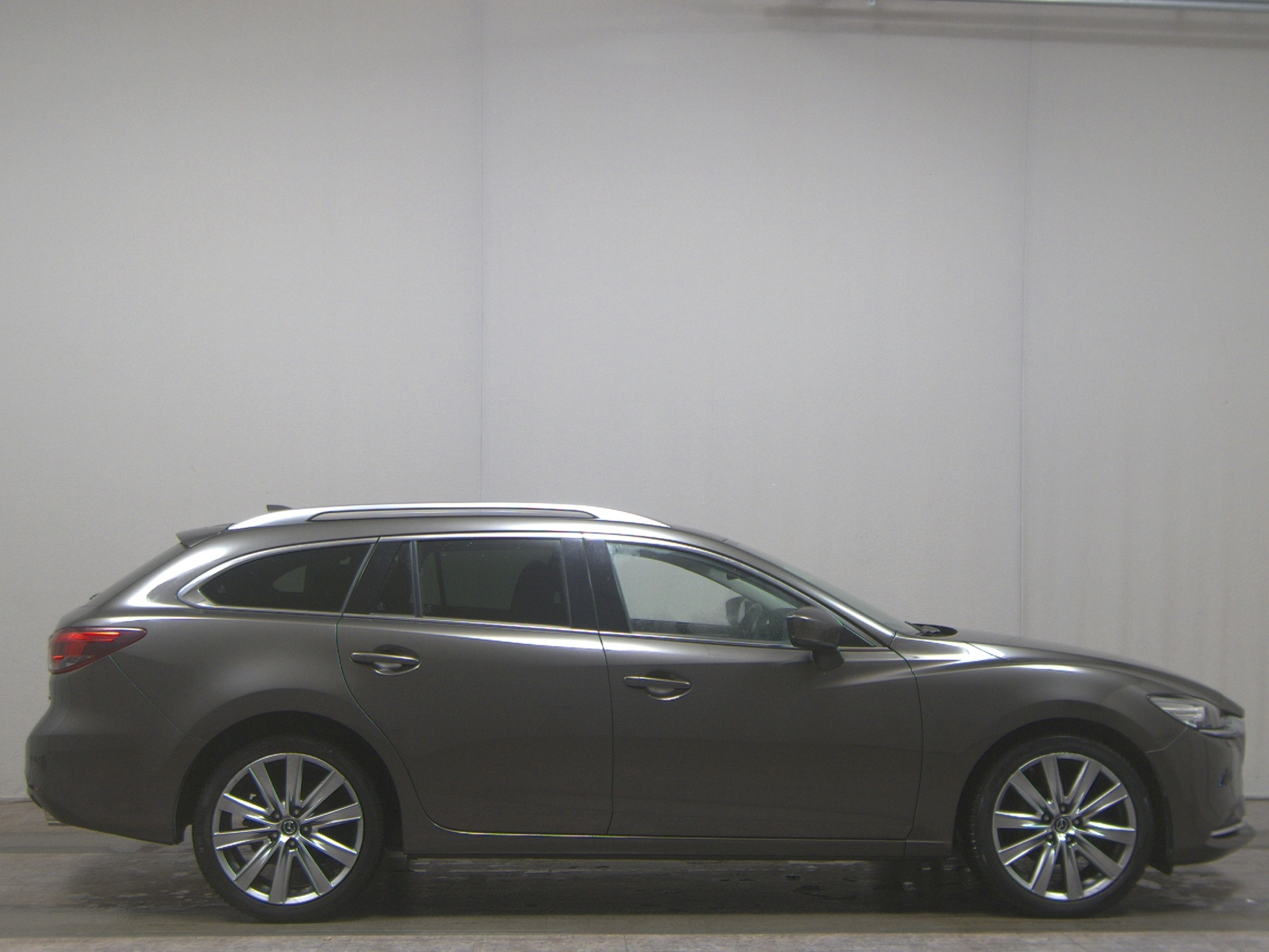 Mazda 6 Kombi 2.0 SKYACTIV-G Sports-Line Navi LED HuD