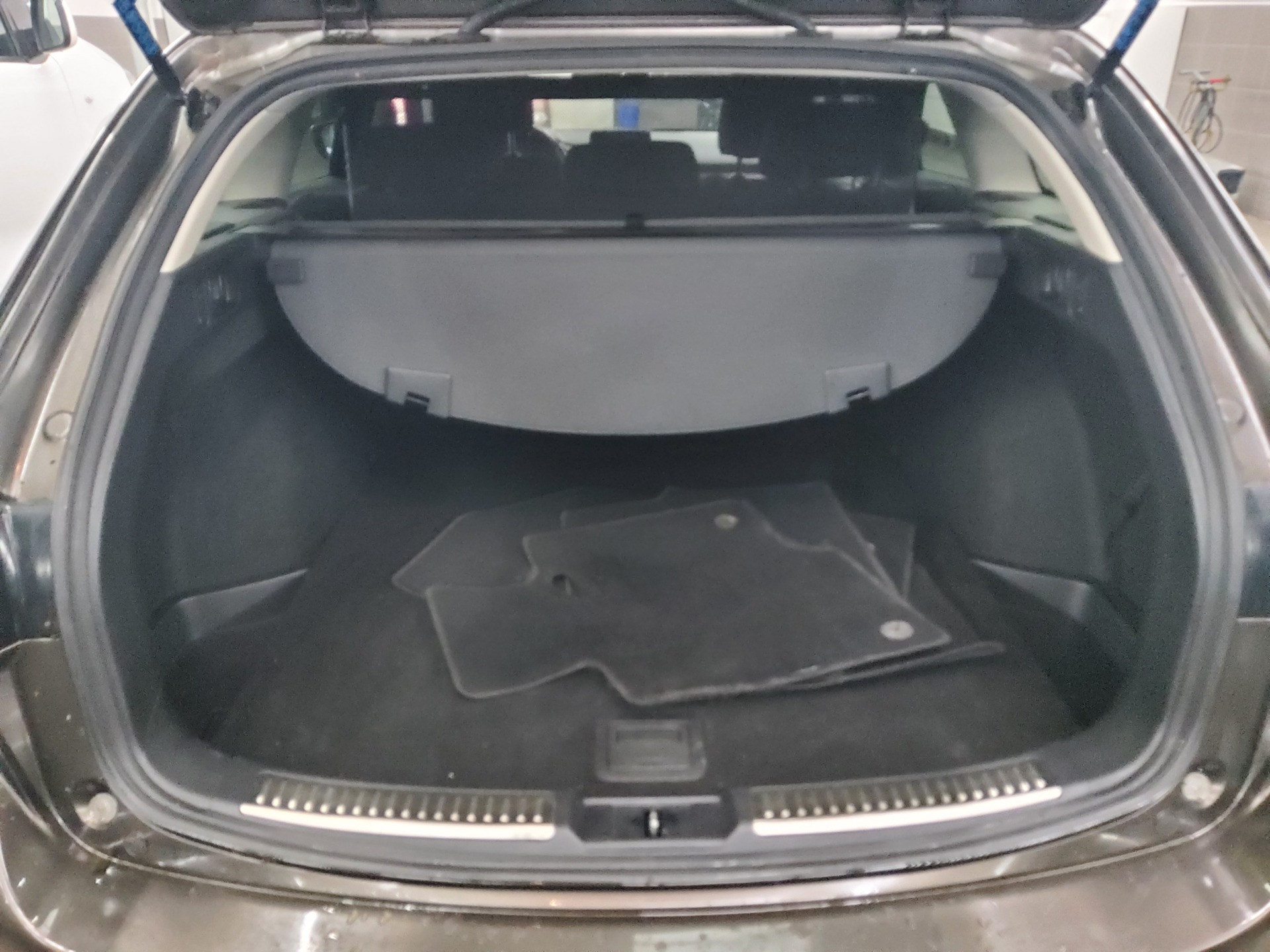 Mazda 6 Kombi 2.0 SKYACTIV-G Sports-Line Navi LED HuD 11