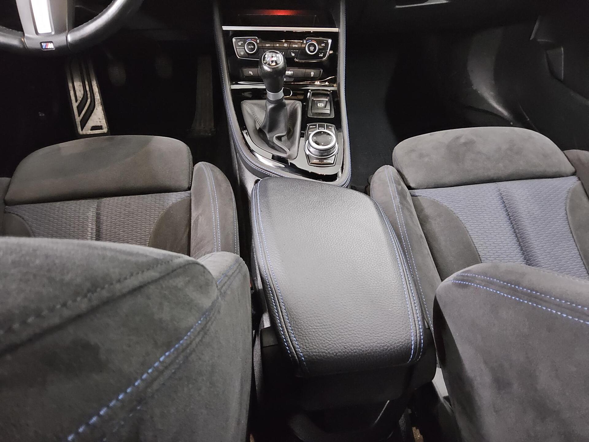 BMW 220 Gran Tourer M-Sport Navi AHK PDC SHZ 6