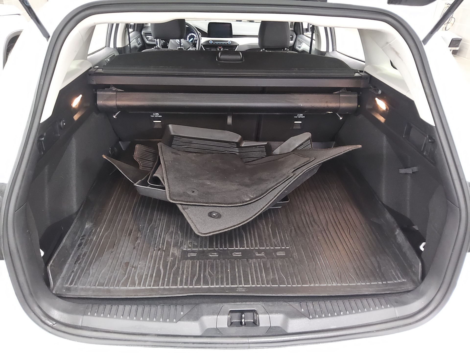 Ford Focus Turnier 1.0 EB Cool&Connect Navi Shz PDC 11