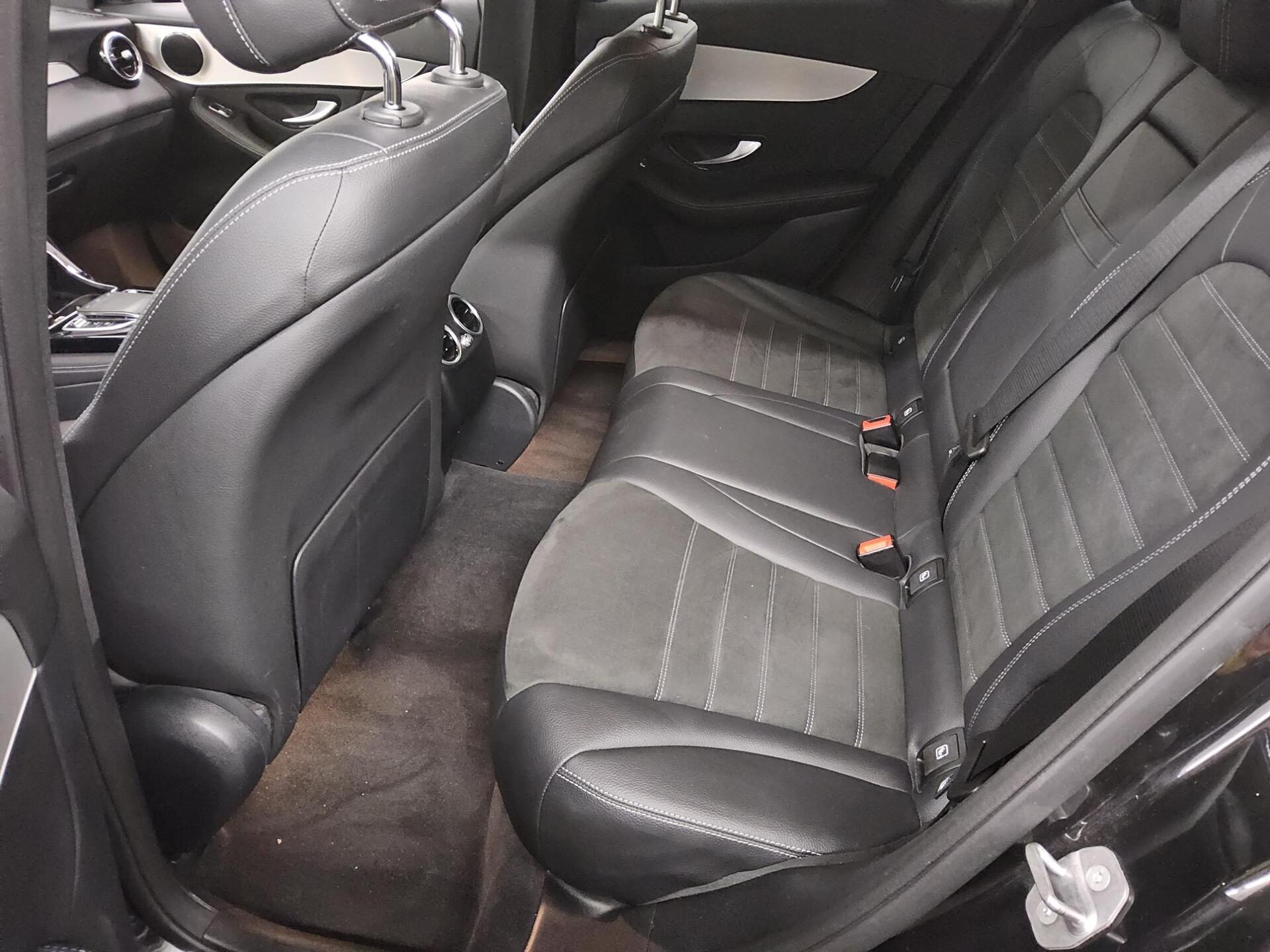 Mercedes-Benz GLC 300 e 4M AMG-Line Navi LED Ambiente 13