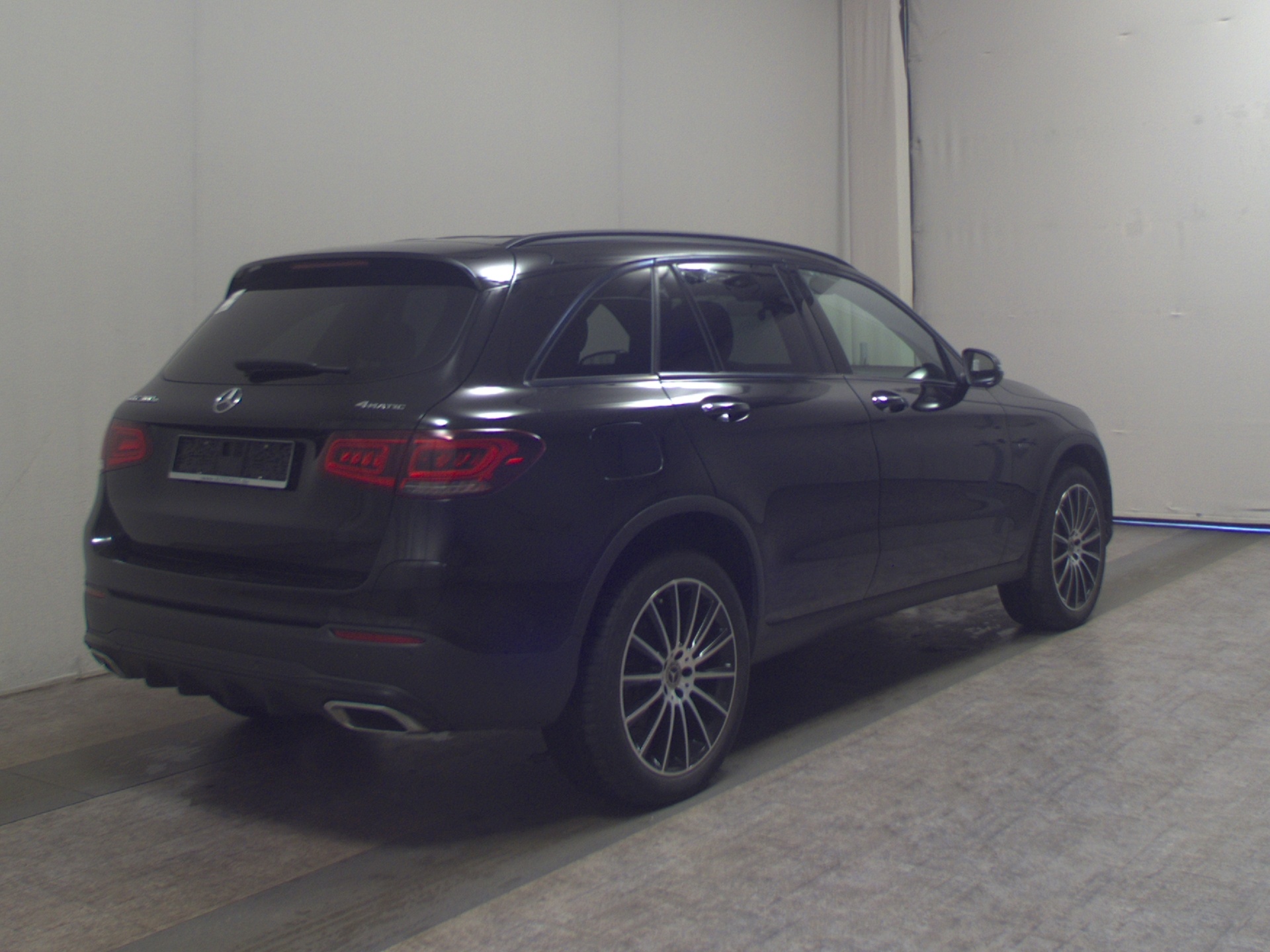 Mercedes-Benz GLC 300 e 4M AMG-Line Navi LED Ambiente 4