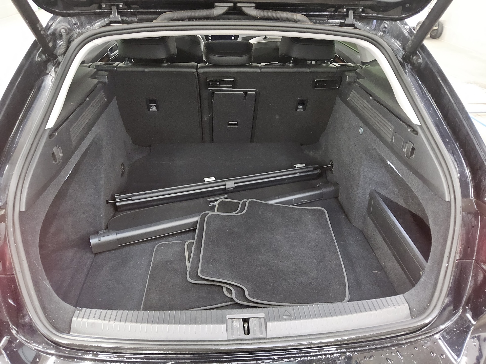 Volkswagen Arteon SB 2.0 TSI Elegance DCC Leder 360° Pano 12