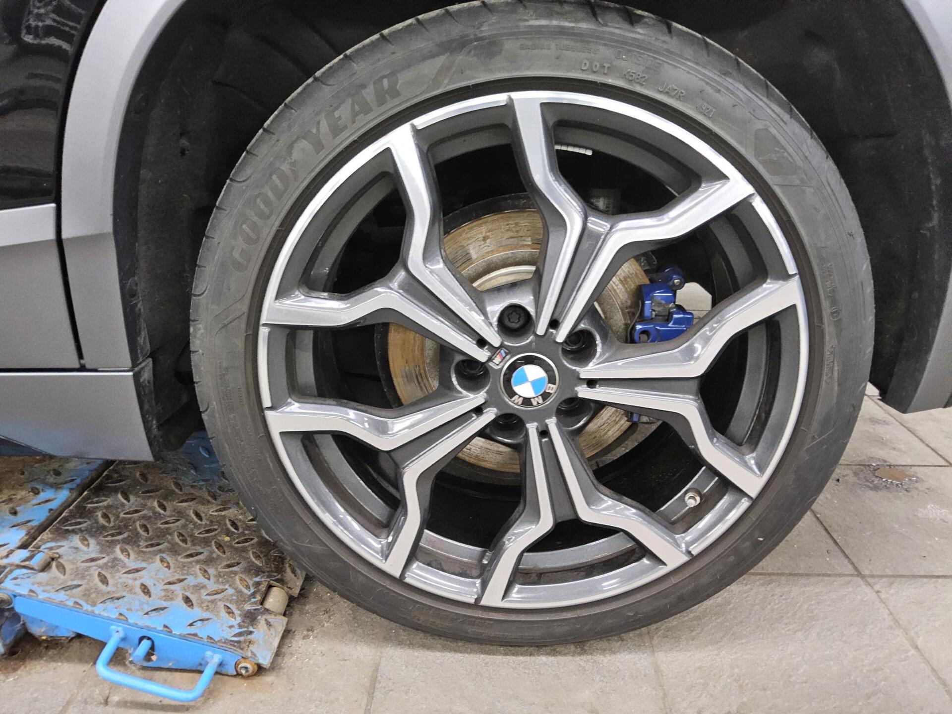 BMW X2 sDrive20d M-Sport X Navi LED+ HiFi RFK AHK 10