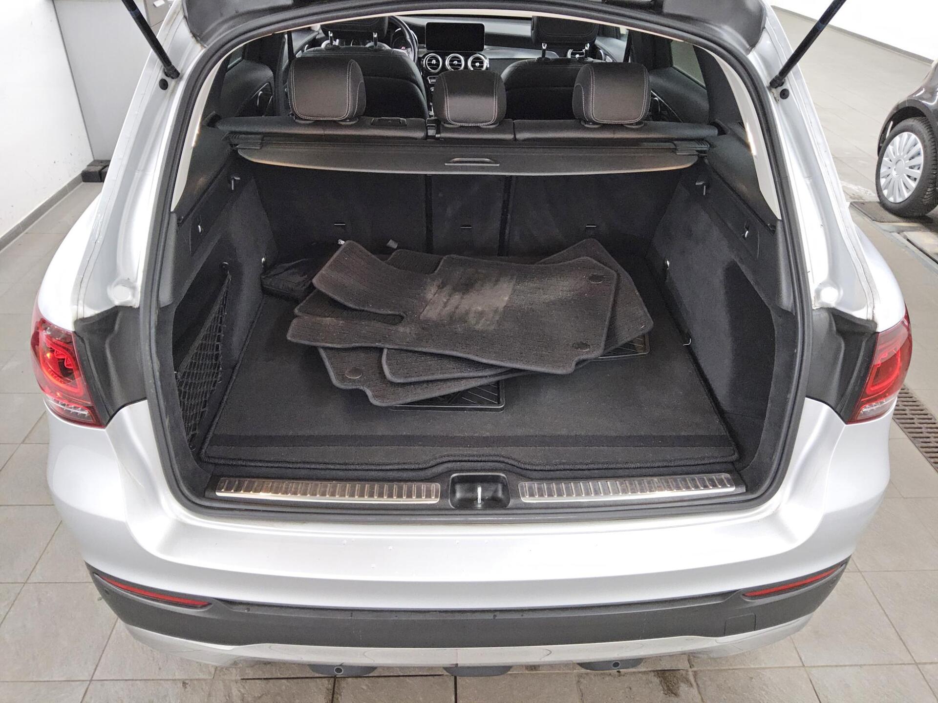 Mercedes-Benz GLC 220 d 4M T-Leder Navi LED Pano HuD Kamera 12