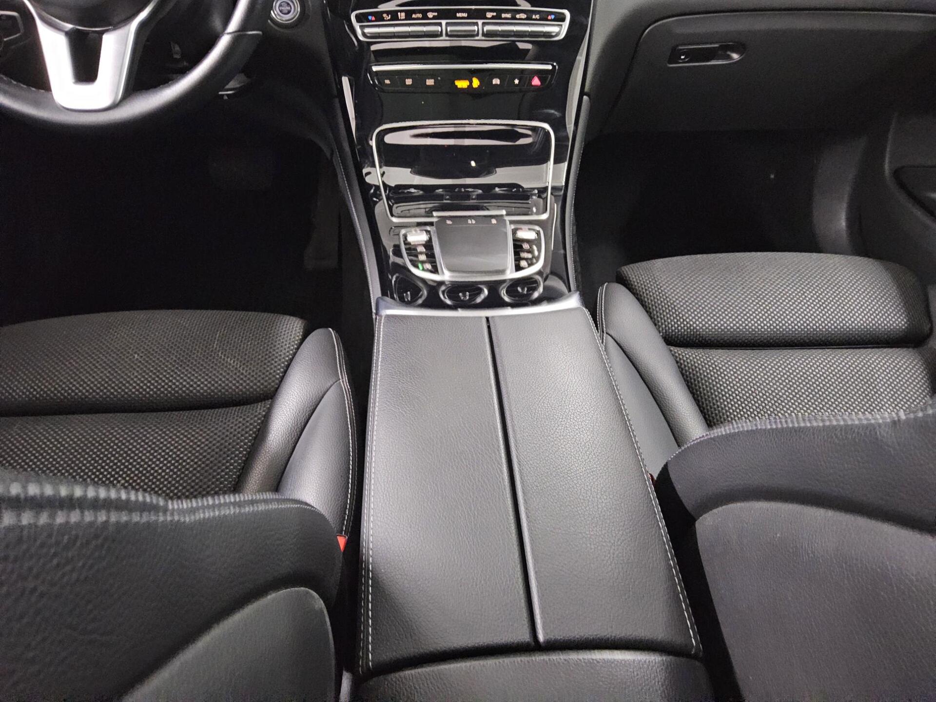 Mercedes-Benz GLC 220 d 4M T-Leder Navi LED Pano HuD Kamera 6