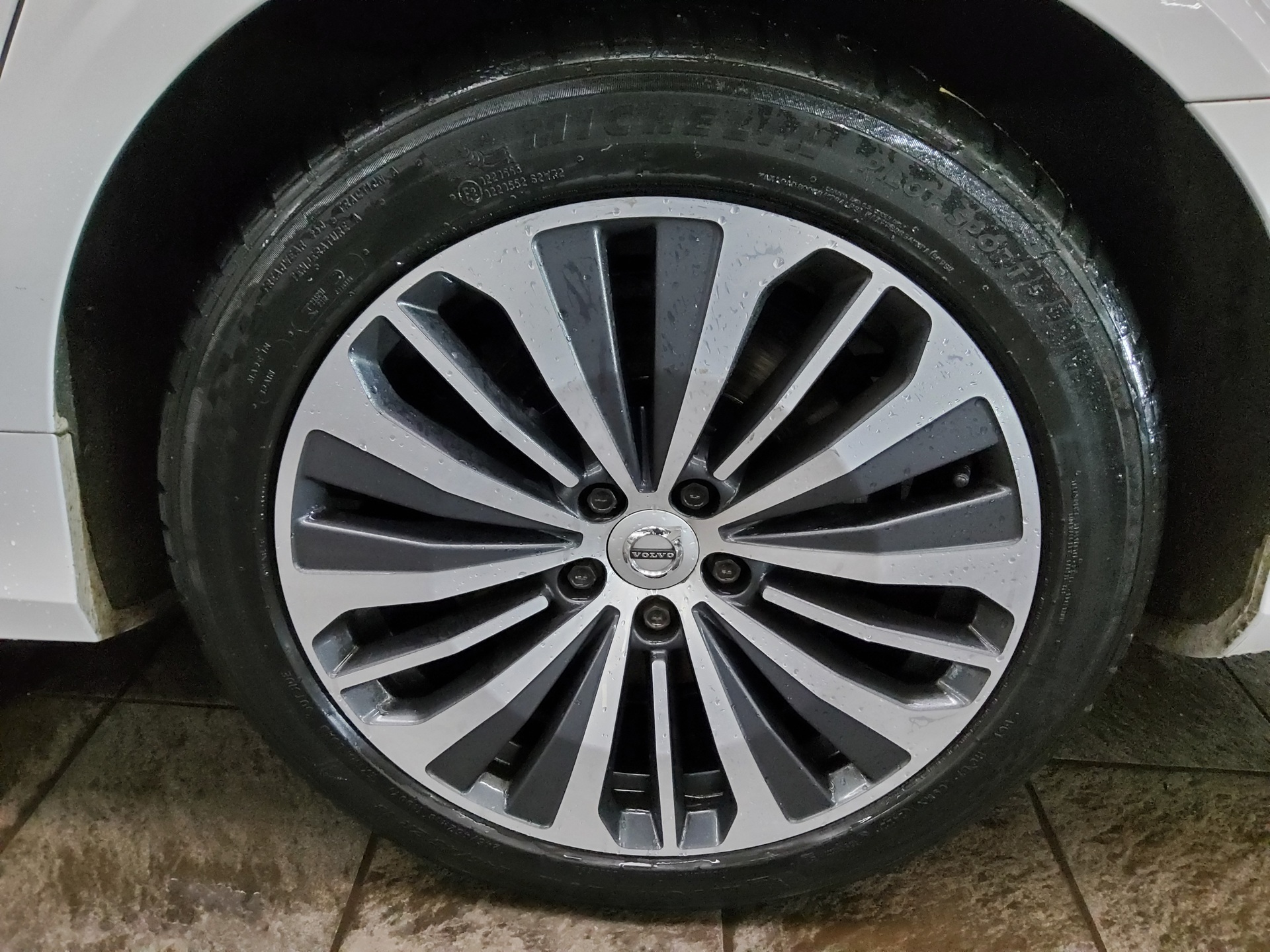 Volvo V90 D4 AWD Inscription Leder Navi LED AHK Memory 11