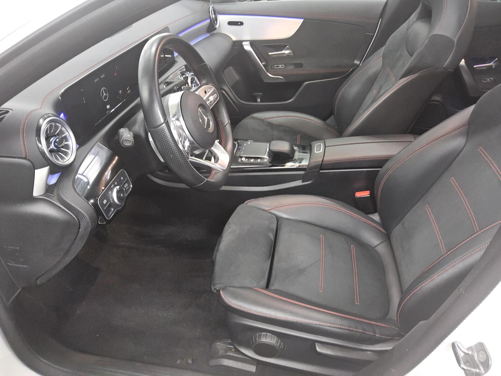 Mercedes-Benz CLA 250 Shooting Brake e AMG-Line Navi LED Pano 9