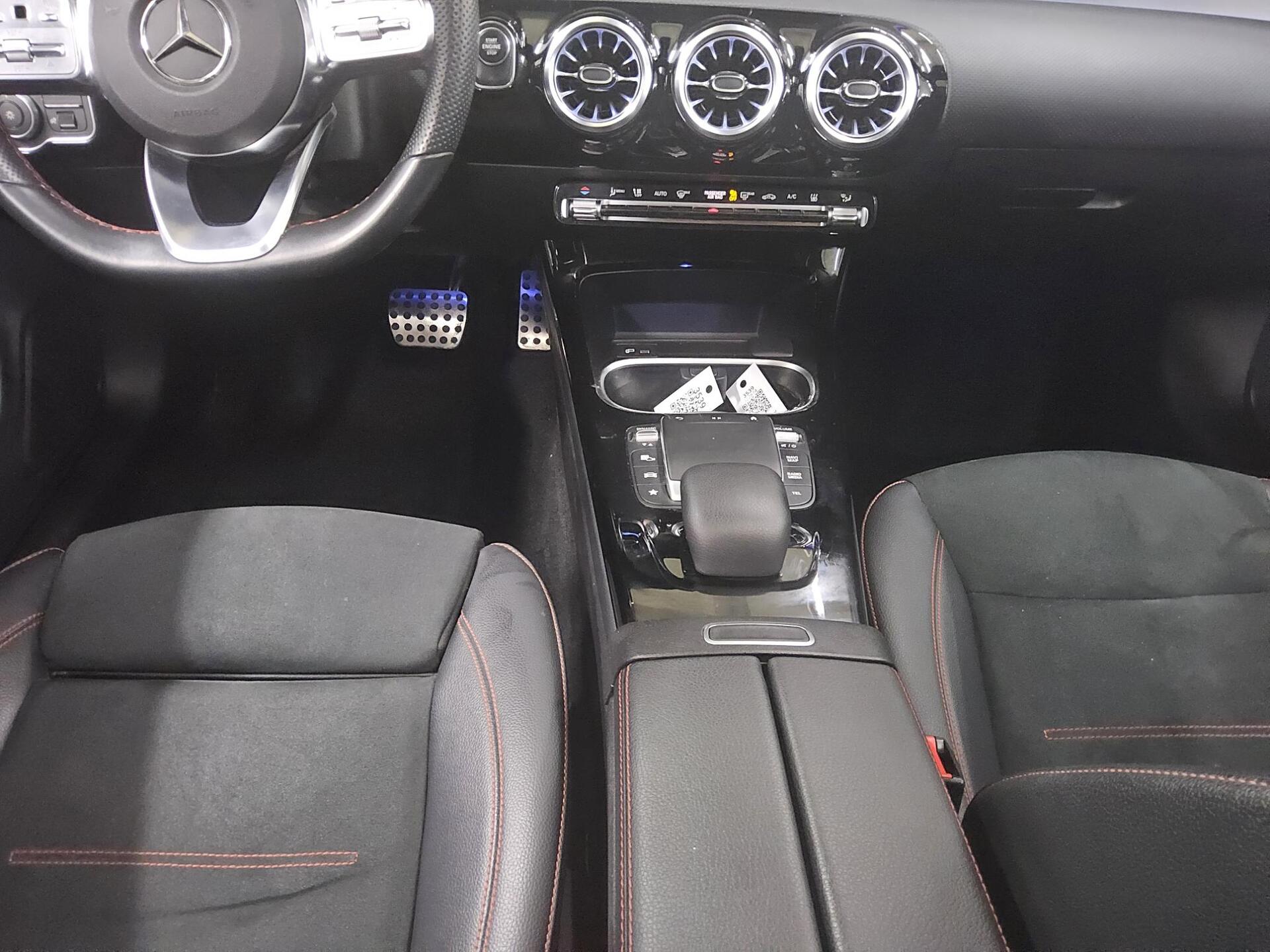 Mercedes-Benz CLA 250 Shooting Brake e AMG-Line Navi LED Pano 6