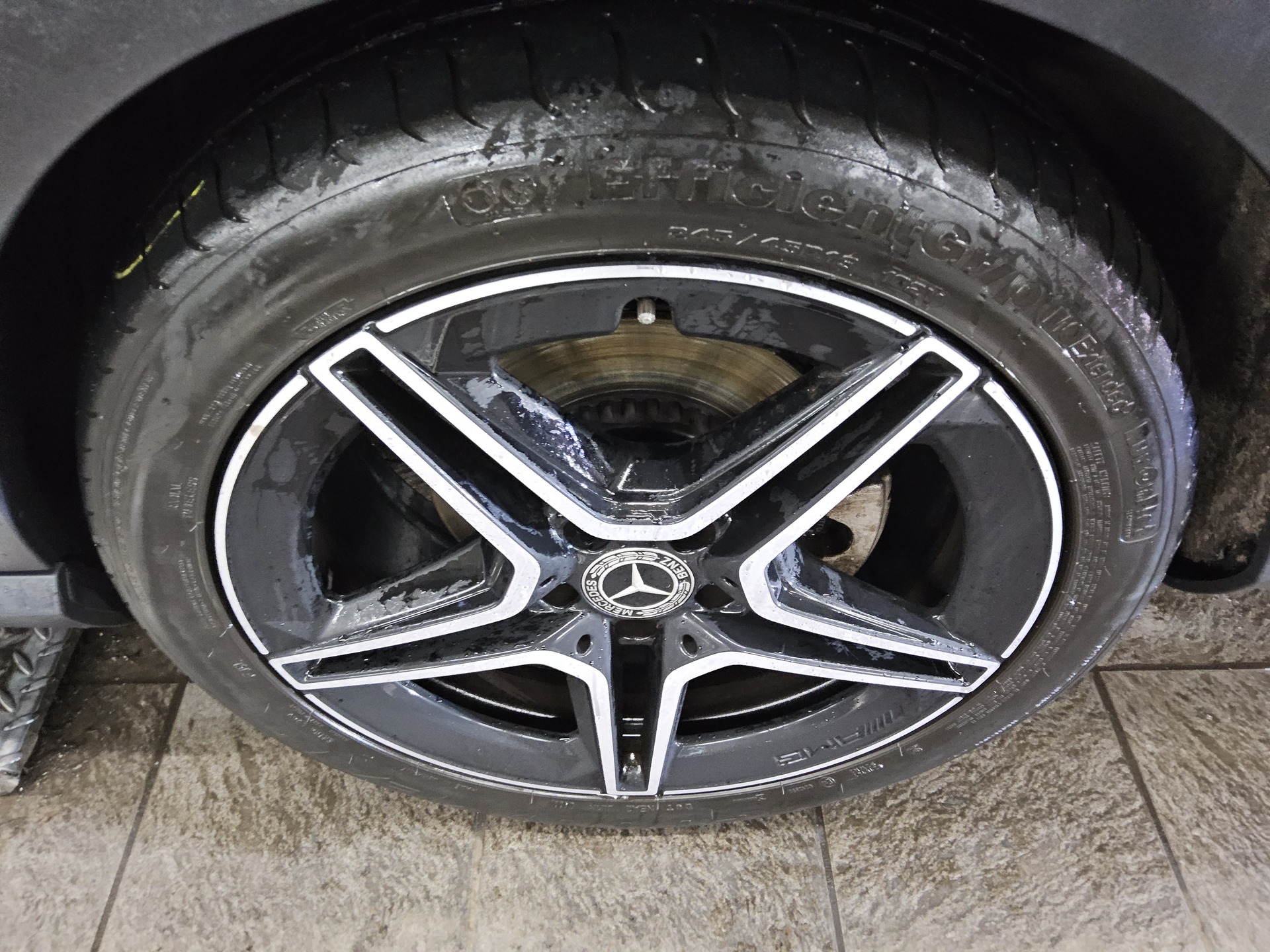 Mercedes-Benz E 220 T d 4M All-Terrain Burmester Widescr. GSD 11