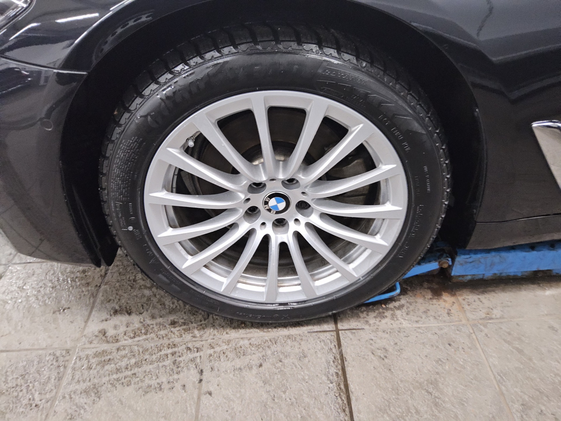 BMW 520dA Navi LED LC prof. Rückfahrkamera SHZ 11