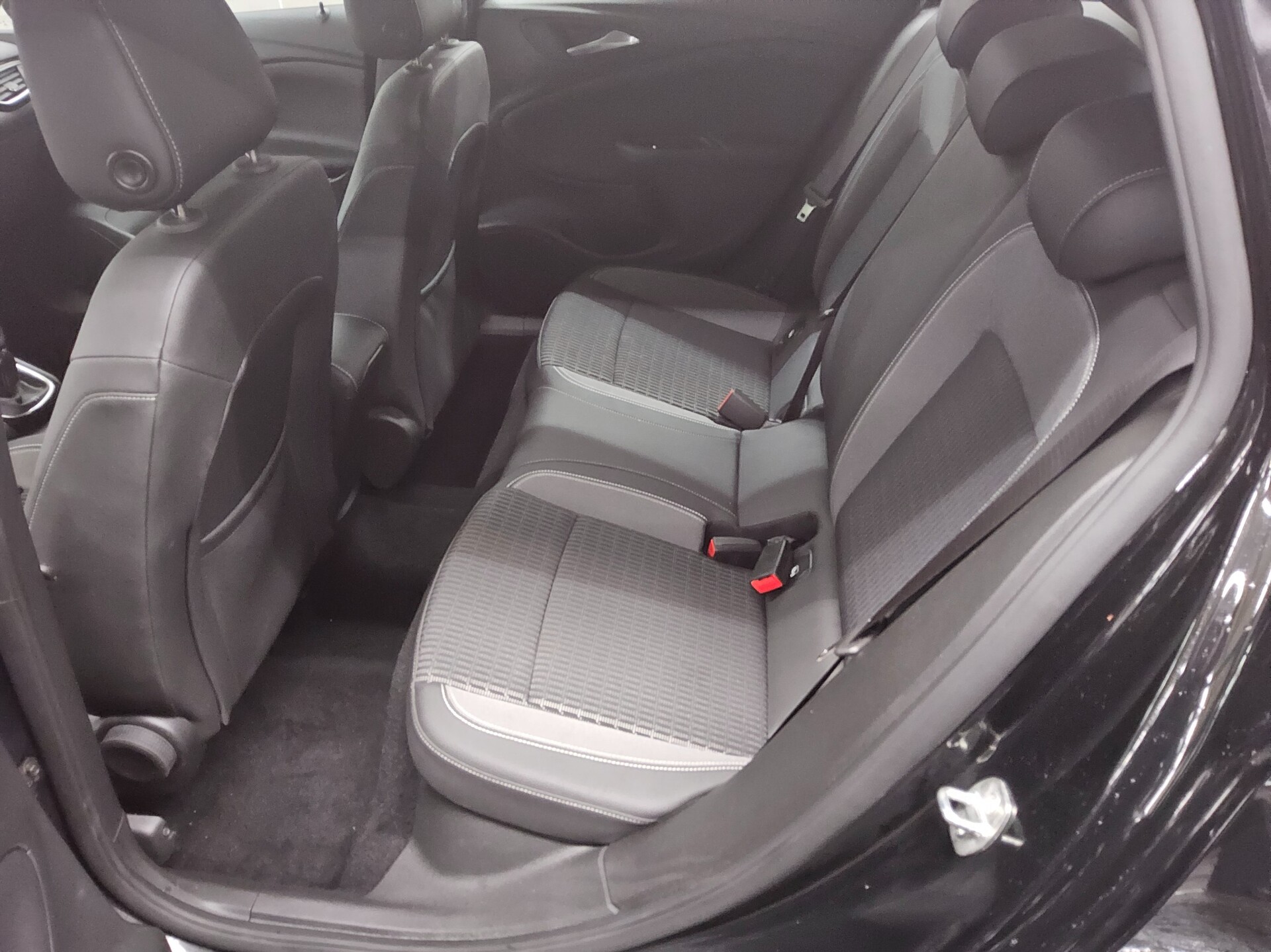 Opel Astra ST 1.5 D Navi LED Shz Rußpartikelfilter 13