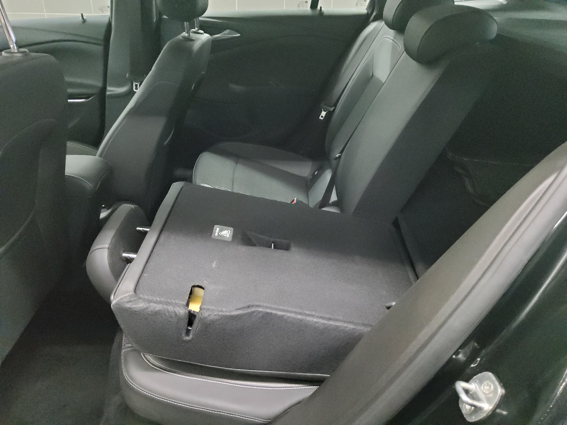 Opel Astra ST 1.2 Turbo Elegance T-Leder Navi RfK Shz 13