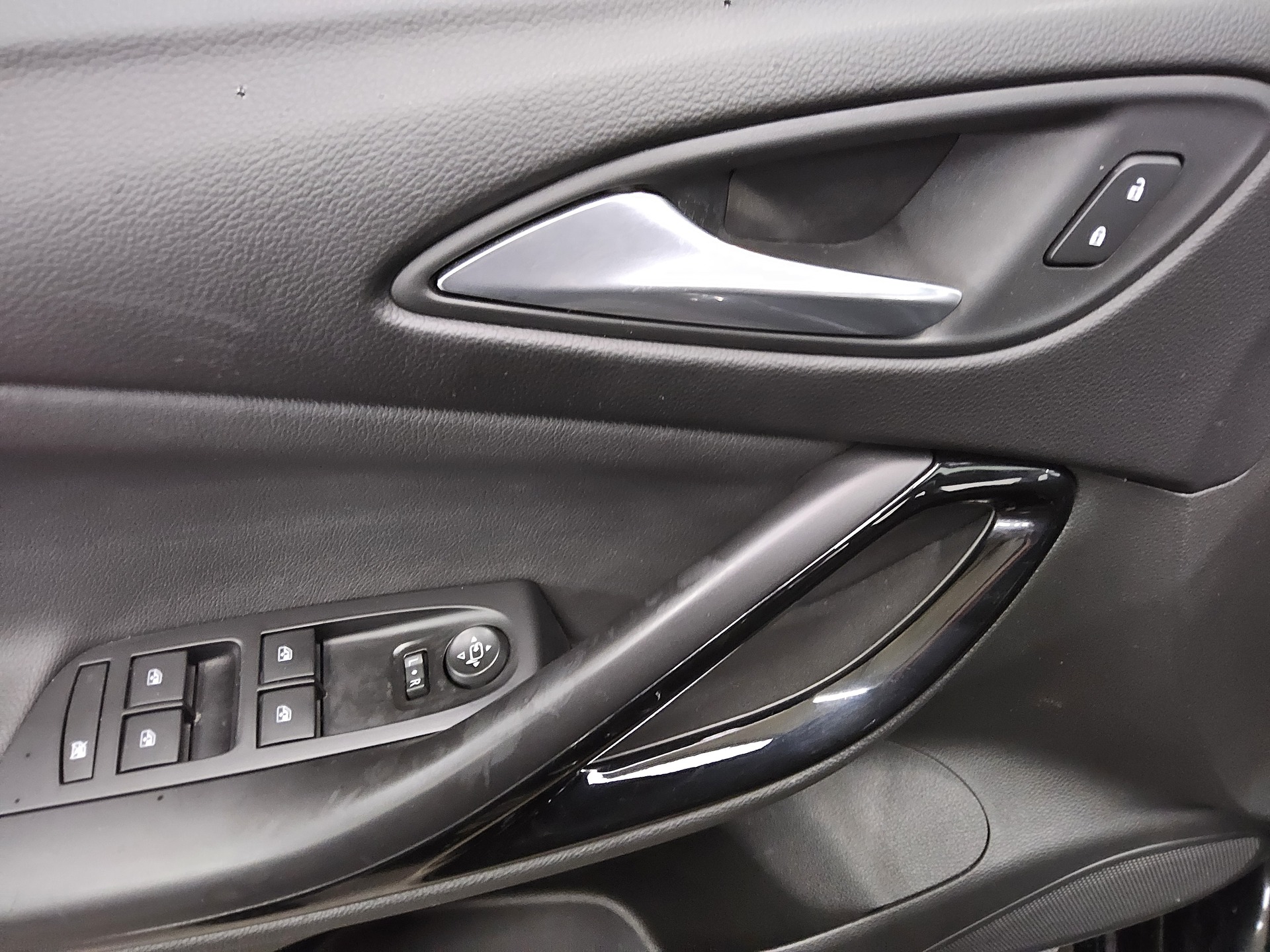 Opel Astra ST 1.5 D Business Ed. T-Leder Navi LED PDC 9