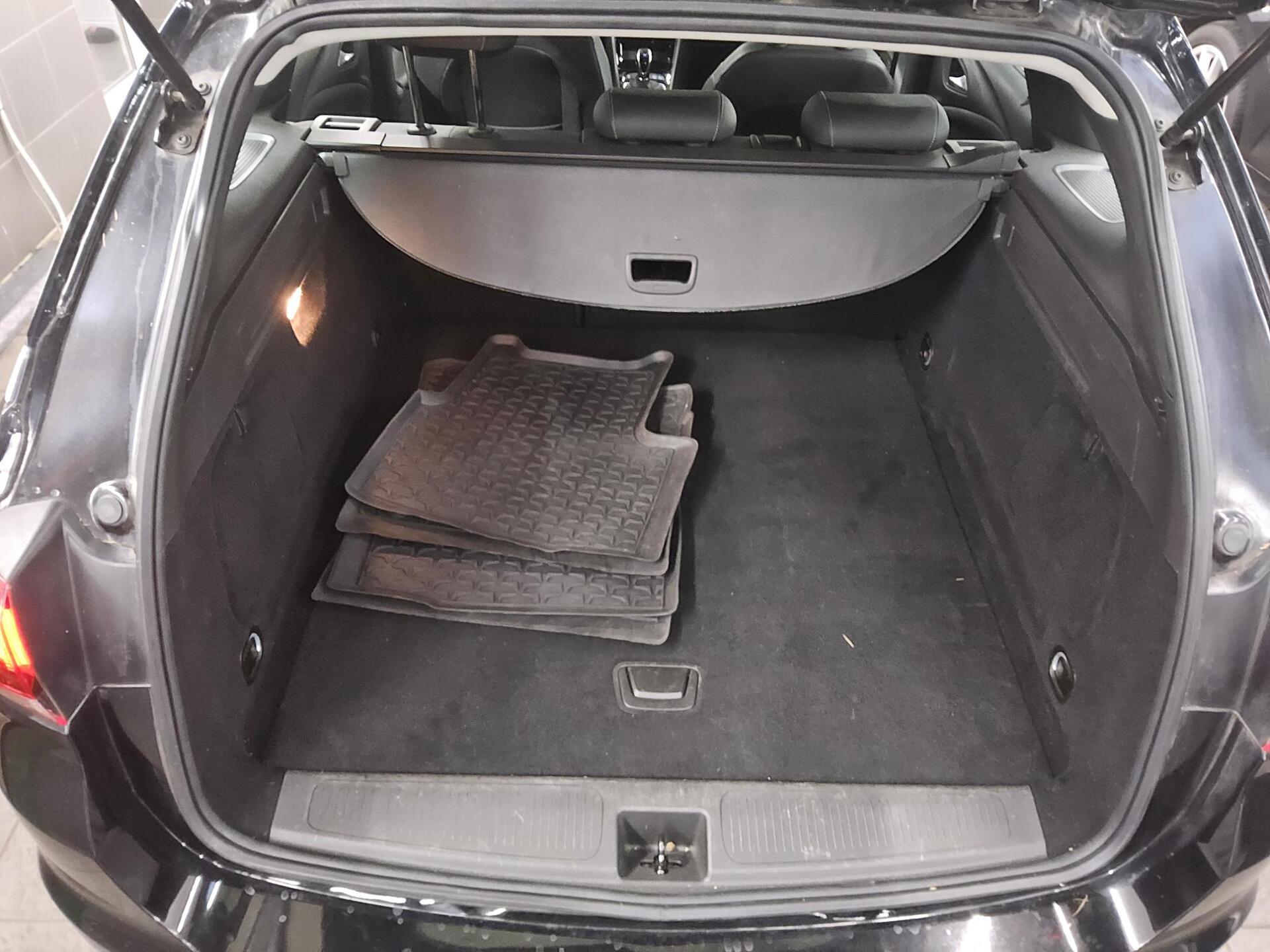 Opel Astra ST 1.5 D Elegance T-Leder Navi PDC LED 11