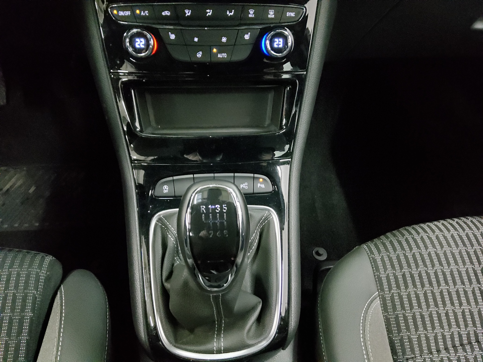 Opel Astra ST 1.2 Turbo Elegance T-Leder Navi LED RfK 6