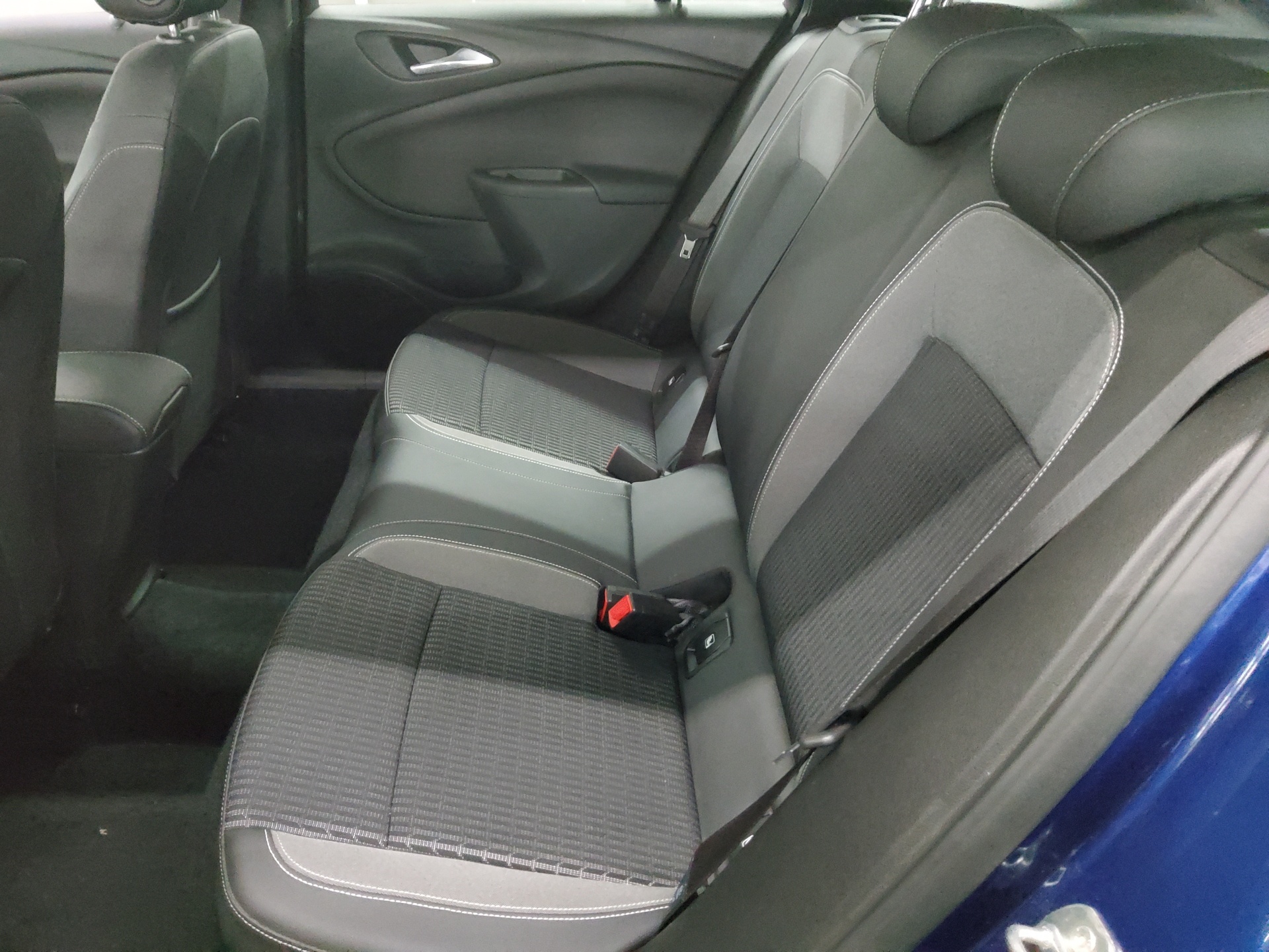 Opel Astra ST 1.2 Turbo Elegance T-Leder Navi LED RfK 13