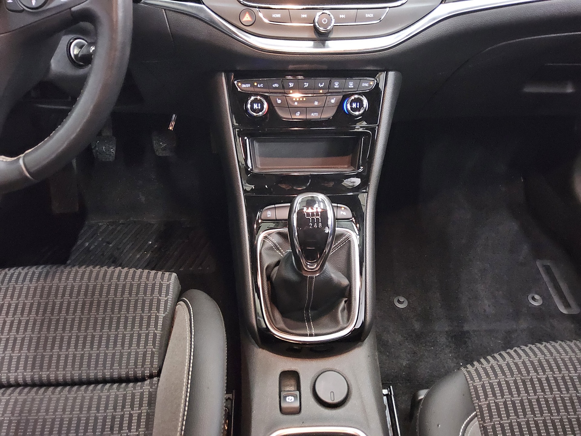 Opel Astra ST 1.5 D Elegance Navi LED Shz RFK 6