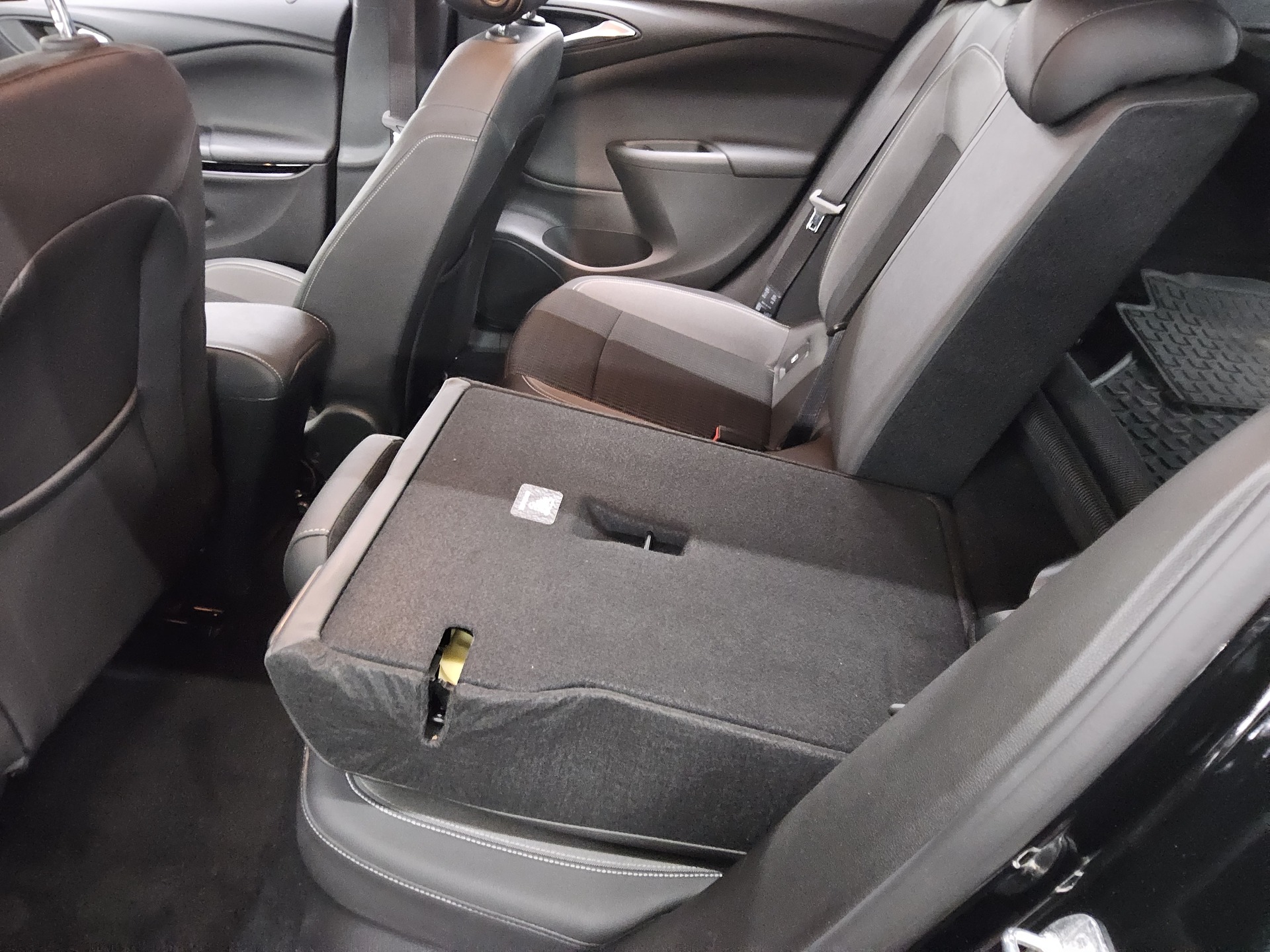 Opel Astra ST 1.5 D Elegance Navi LED Shz RFK 11