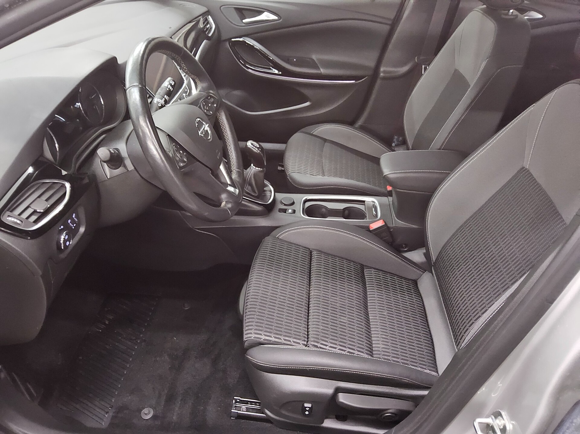 Opel Astra ST 1.2 Turbo Elegance T-Leder Navi LED 8