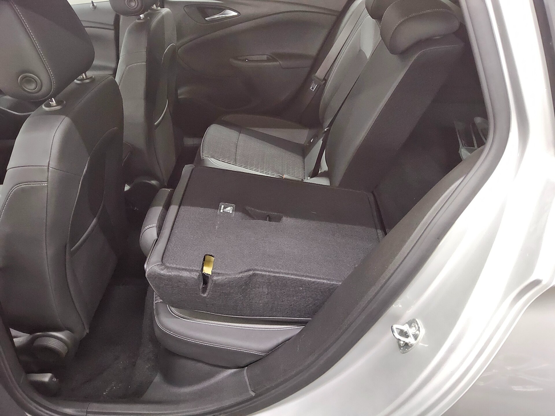 Opel Astra ST 1.2 Turbo Elegance T-Leder Navi LED 12