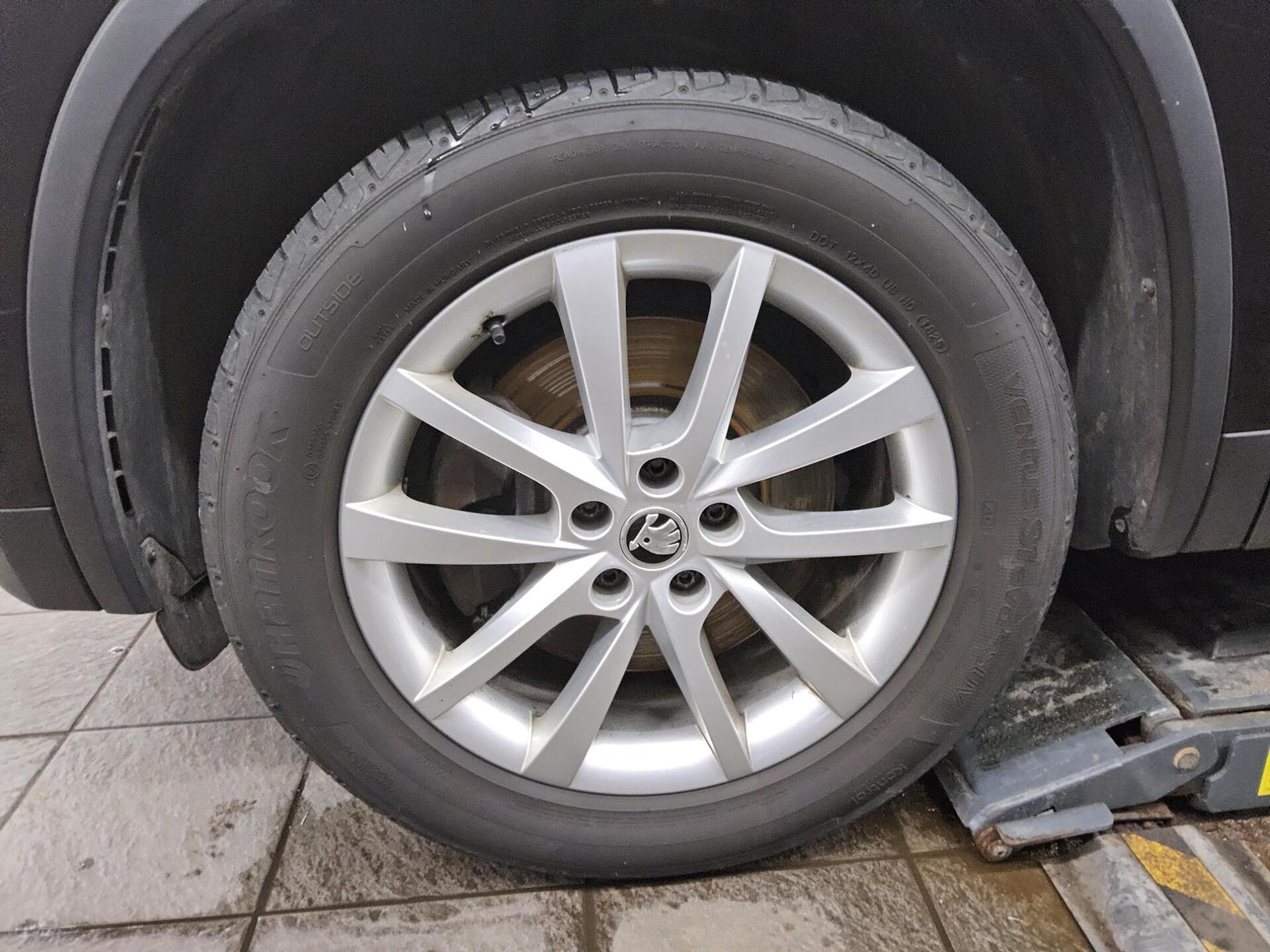 Skoda Kodiaq 2.0 TDI 4x4 Style Navi LED RfK AHK ACC 10