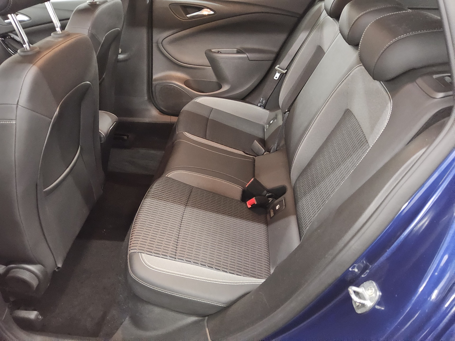 Opel Astra ST 1.2 Turbo Elegance T-Leder Navi LED RfK 13